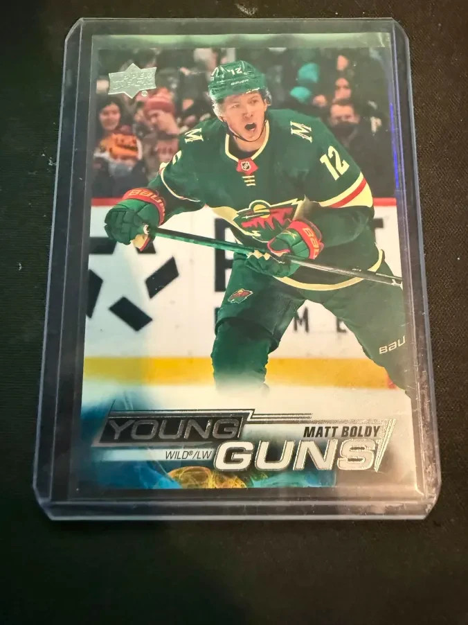 2022-23 Upper Deck Series 1 – Young Guns Matt Boldy #201 (RC)