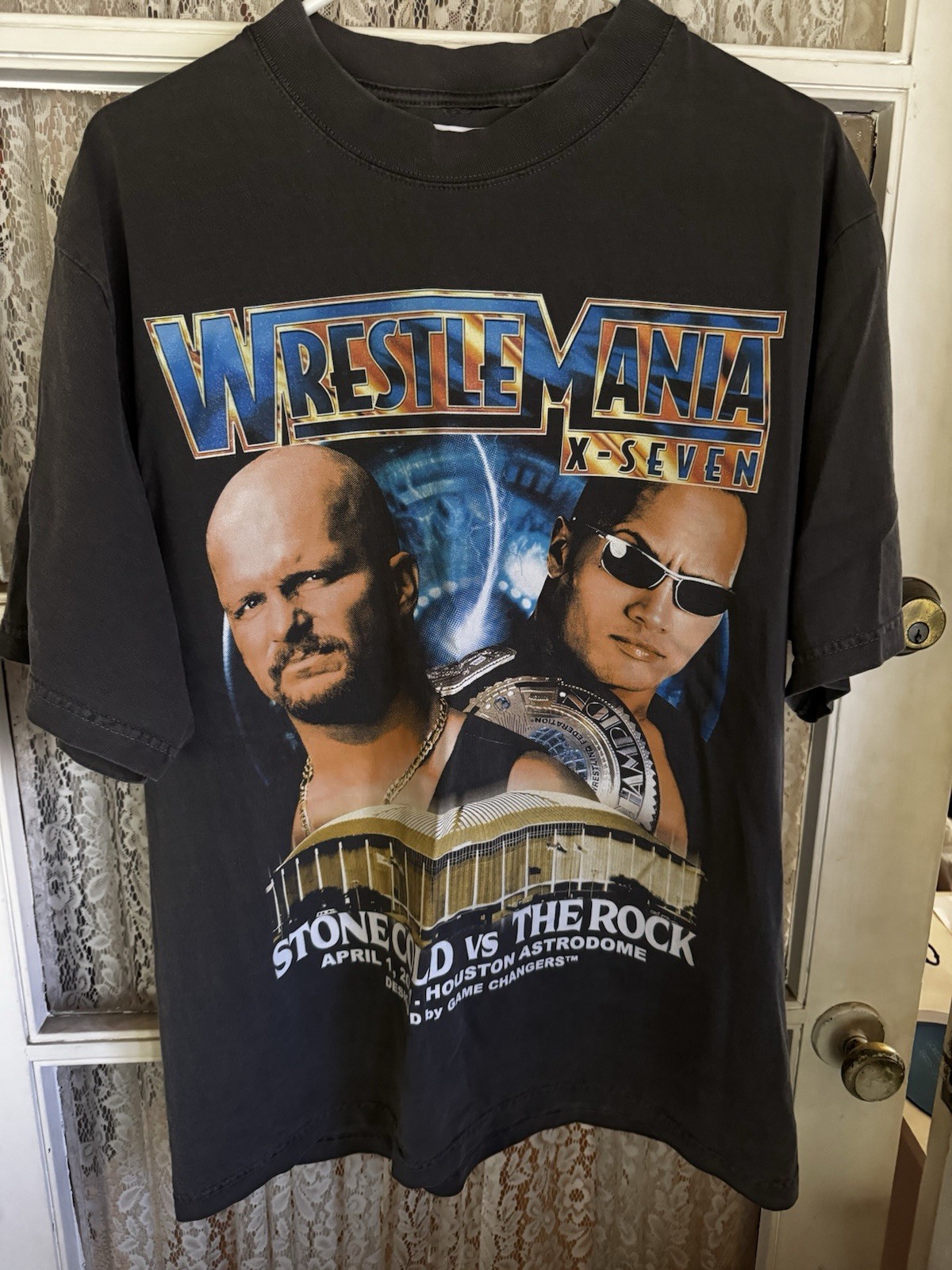 WrestleMania Stone Cold Rock WWE Game Changer Men’s L Double Sided Graphic Tee