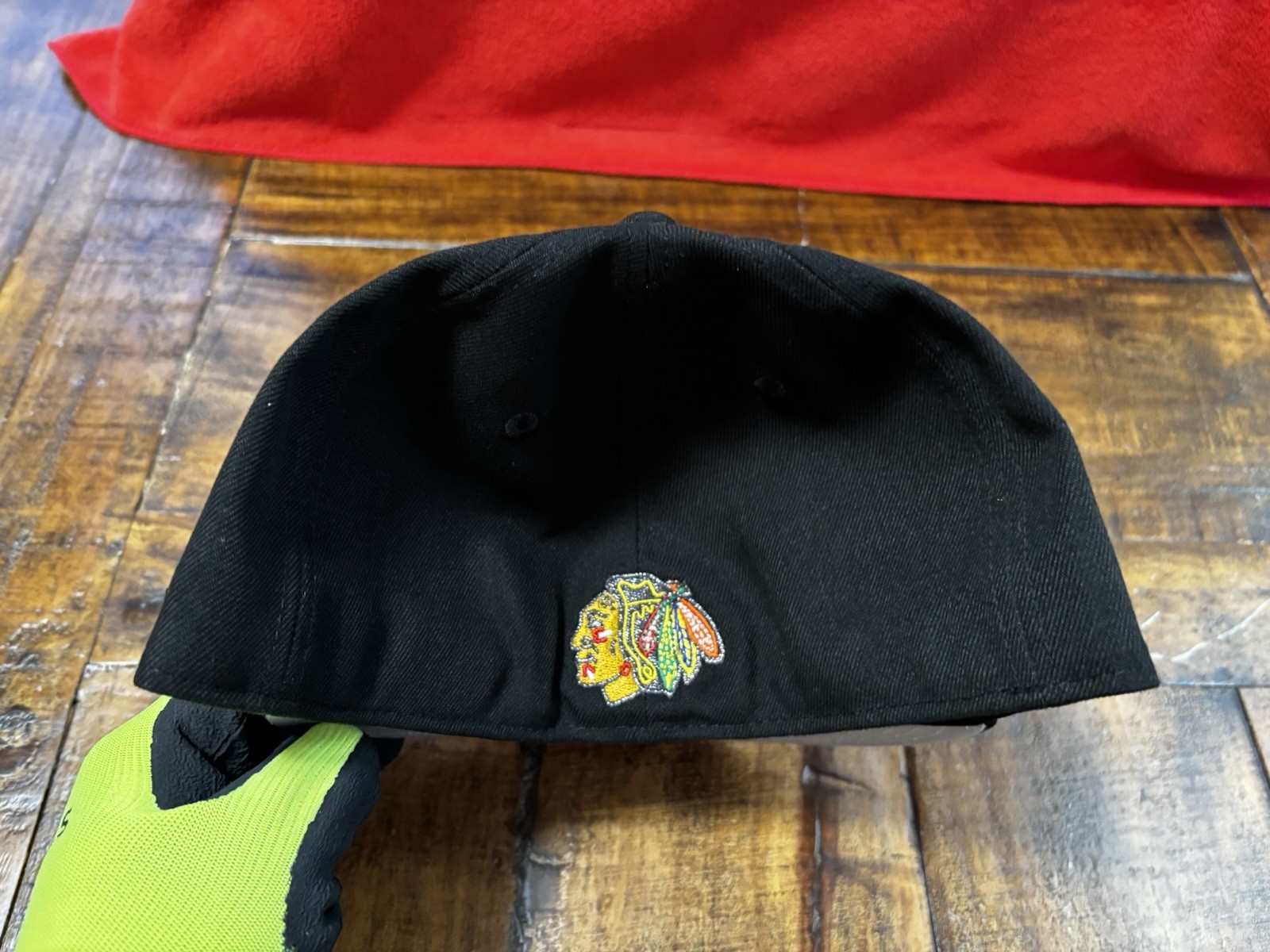 Hat Club Chicago Blackhawks Gradient Logo Black New Era Fitted 7 3/4 Gray UV