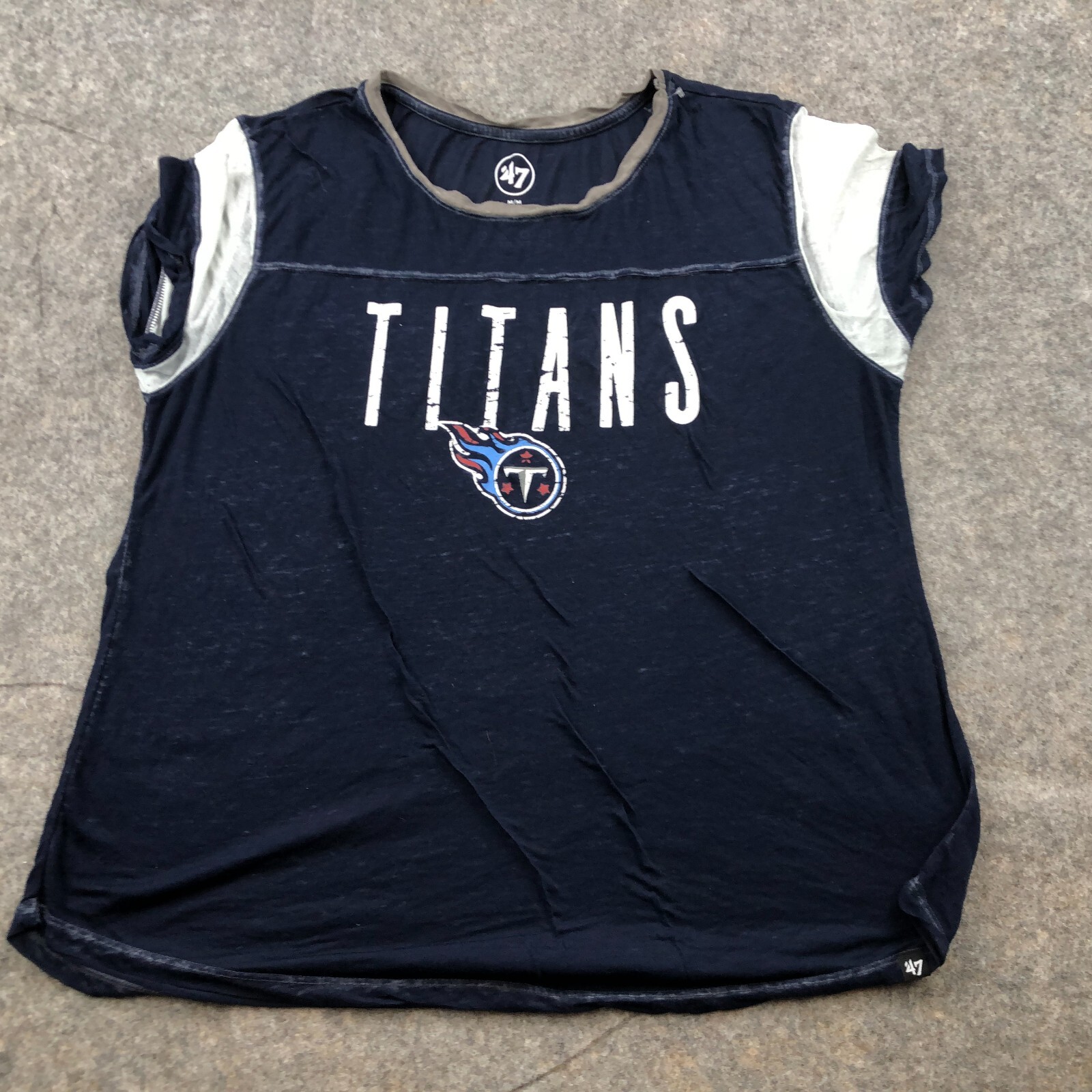 Tennessee Titans Shirt Womens Medium Blue Thin Short Sleeve Spell Out Football *