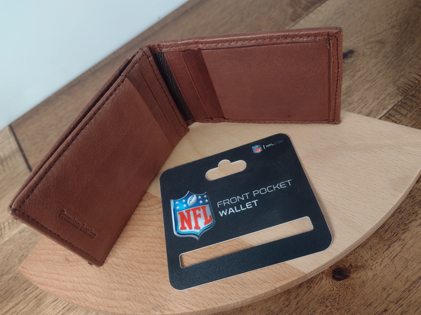 Chicago Bears Men’s Leather Wallet – Brown Front Pocket Wallet – NFL Bears