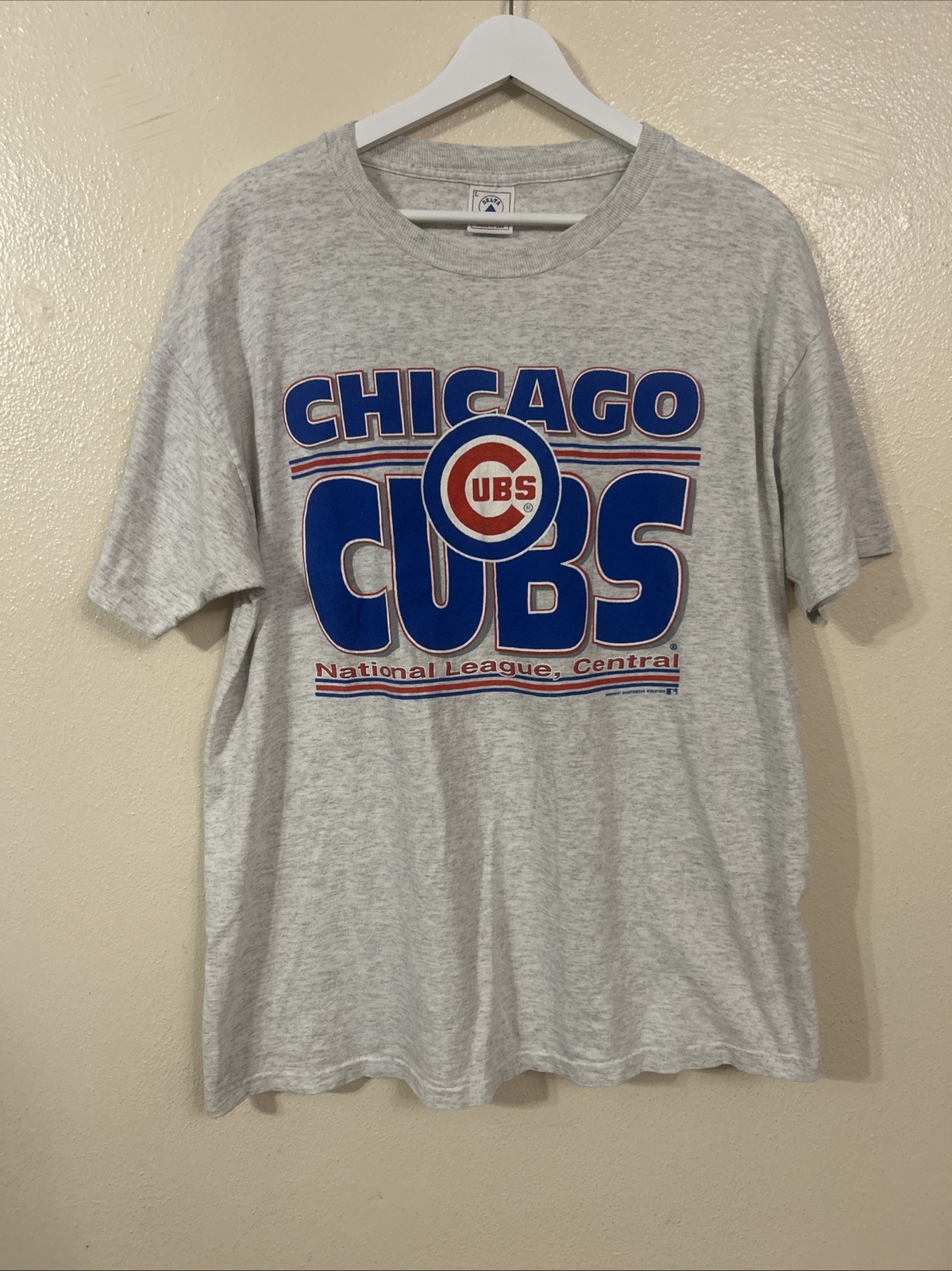 Chicago Cubs T Shirt Vintage 90’s Made In USA Size Large Sunburst Sportswear
