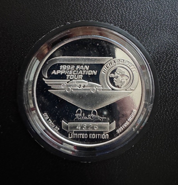 Richard Petty 1992 Commemorative Coin, One Troy Ounce .999 Fine Silver