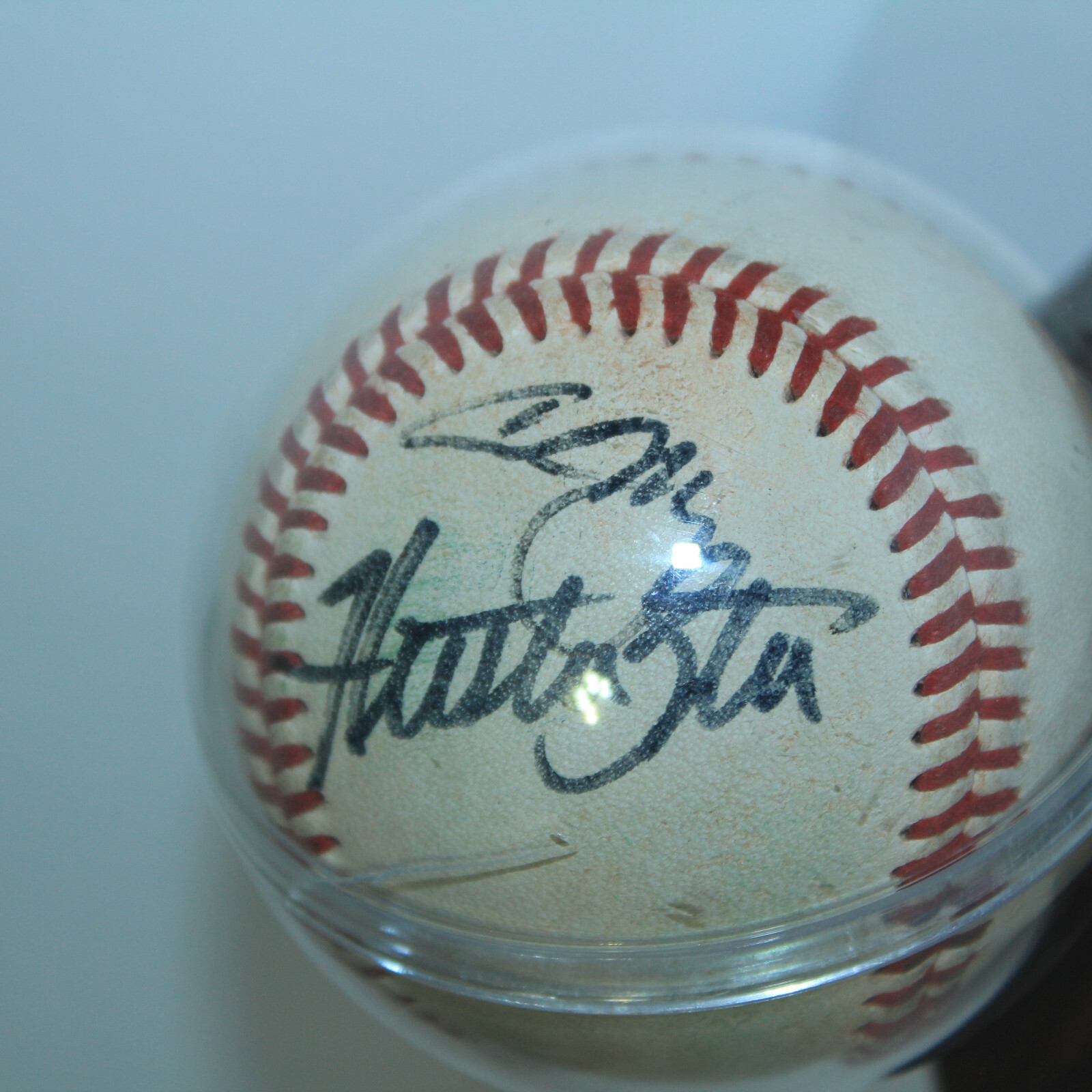 VERY COOL BIG 12 NCAA CHAMPIONSHIP 3-PLAYER SIGNED BASEBALL IN DISPLAY DOME