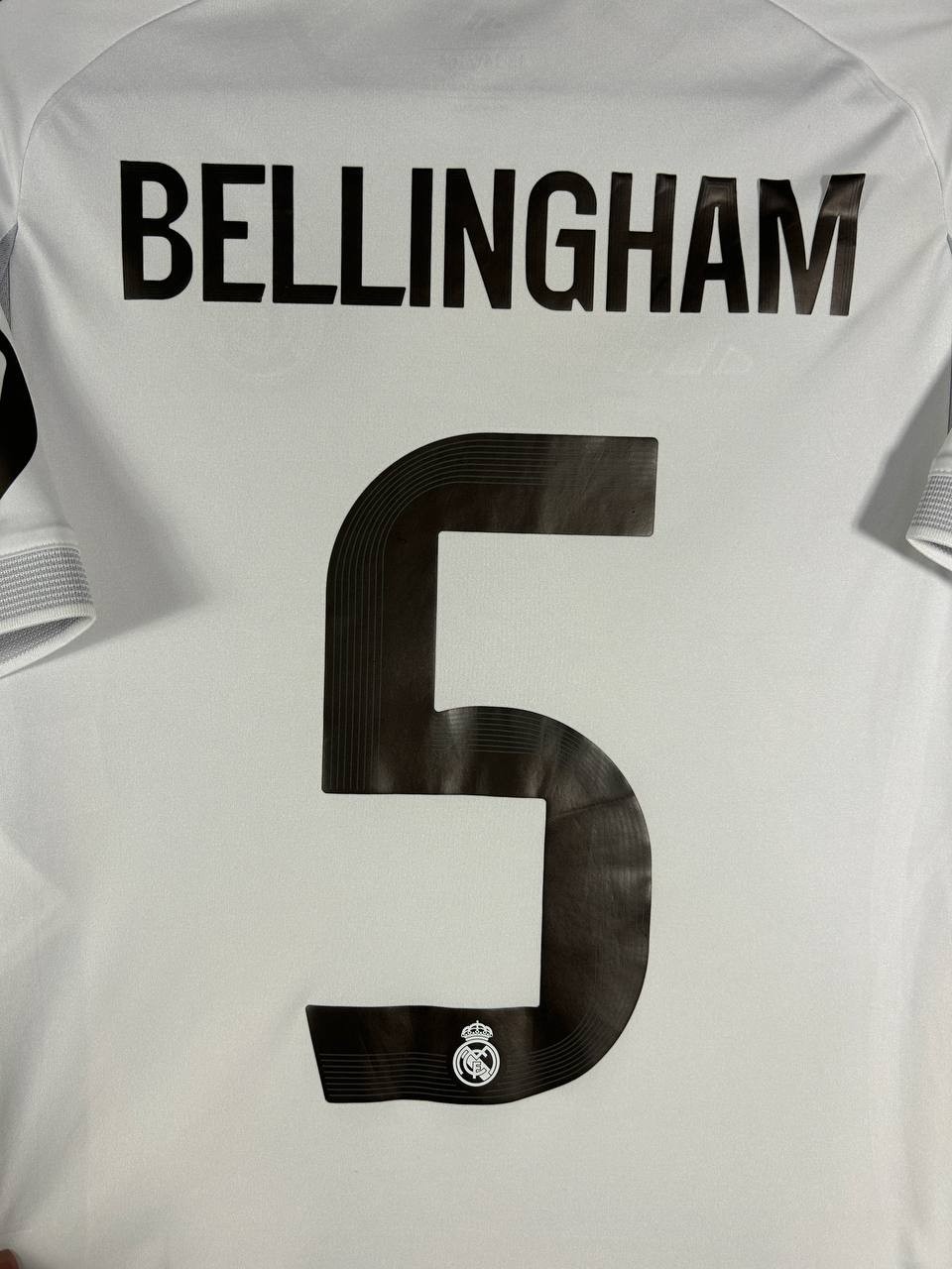 Bellingham Real Madrid Home football shirt 2025 2026 Adidas Young L 13-14Y ig93