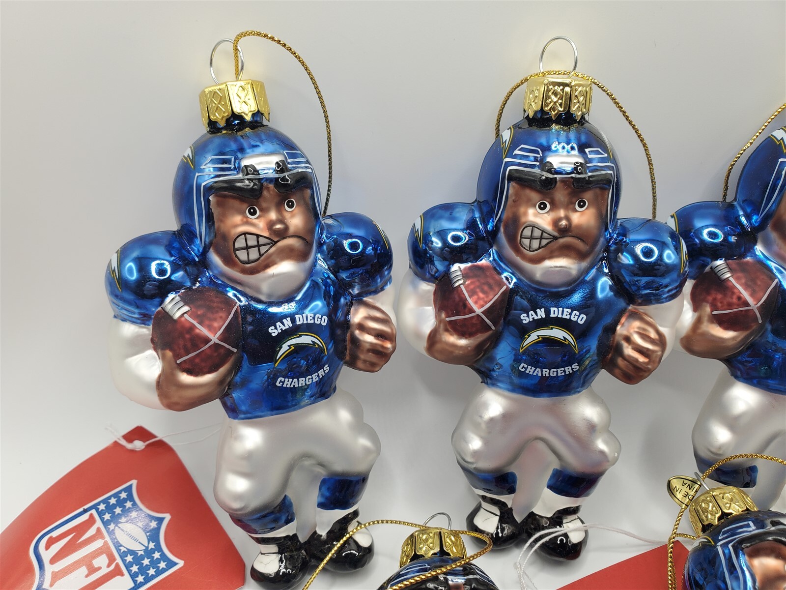 SC Sports NFL 5″ Acrylic Glass Football Player Ornament x5 San Diego Chargers