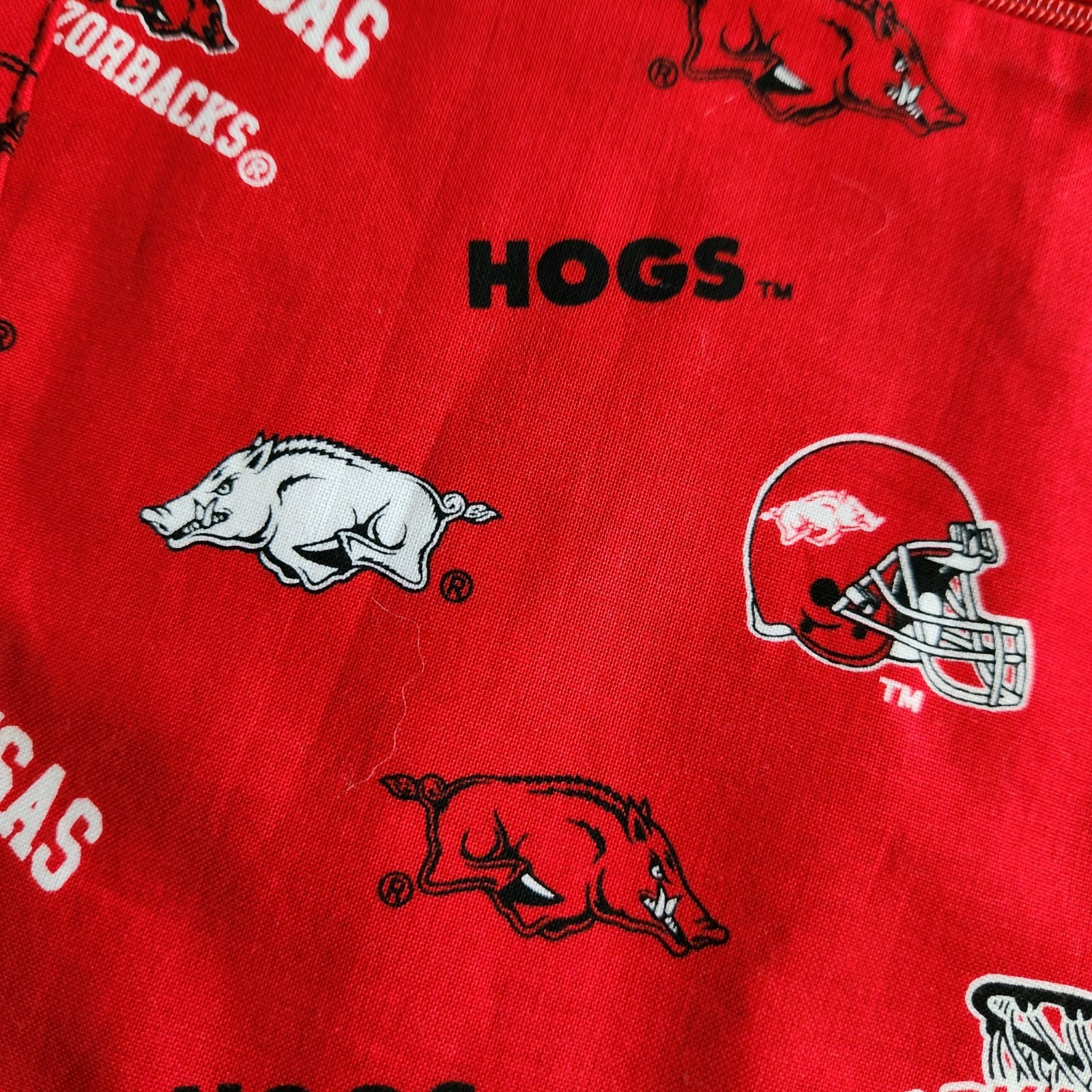 Arkansas Razorbacks Cloth 20″Cross Body Shoulder Bag 2 Zippered Pouches 1 Open