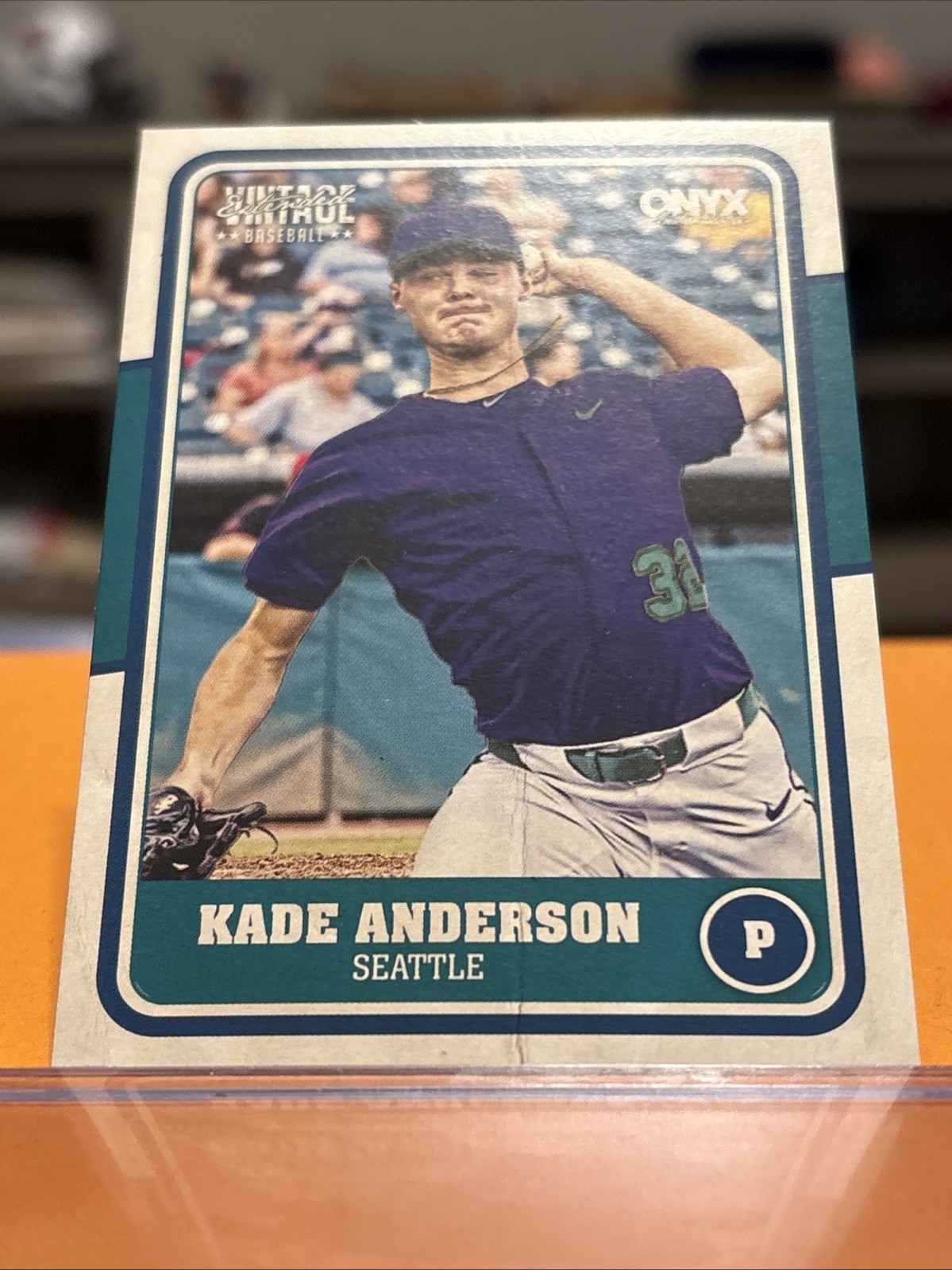 2025 Onyx Vintage Extended #OVKAAN Kade Anderson – Mariners Prospect