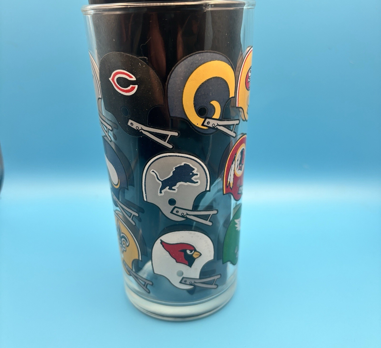 Vintage 1970-1994 NFL National and American Team Helmet Logos Glasses Set Of 2