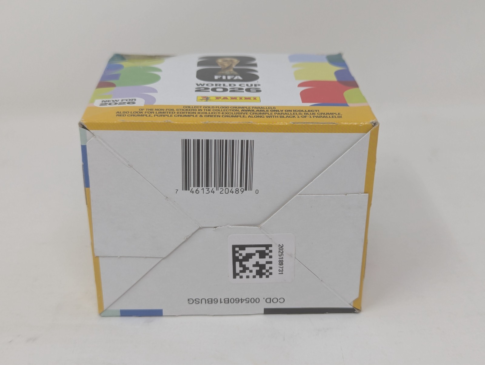 Online Exclusive Panini FIFA World Cup 2026 Sticker Box 50 Packs Gold Crumple