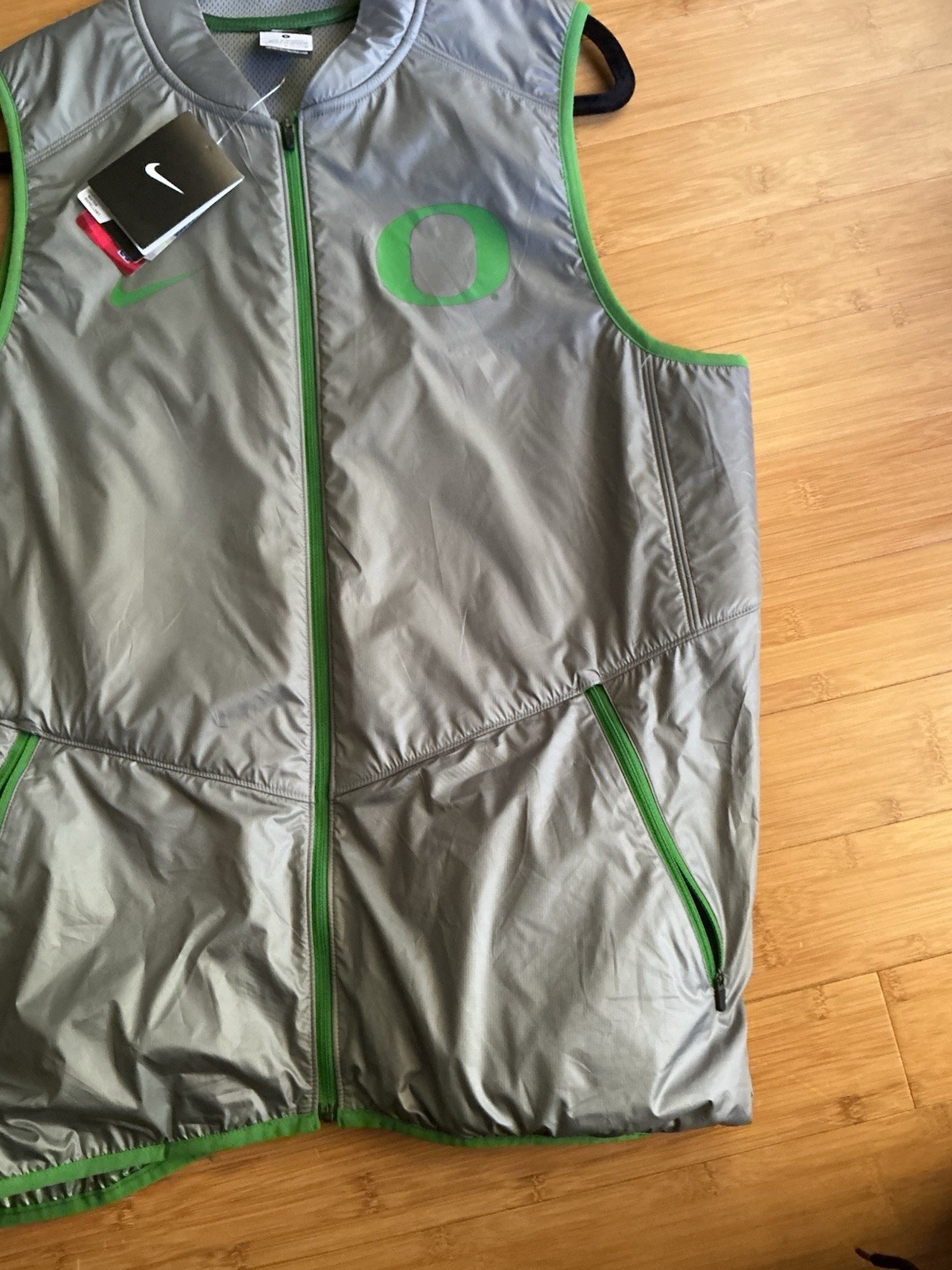Oregon Ducks Water Repellent Vest Jacket Nike Steel Gray Green NCAA Men’s Large