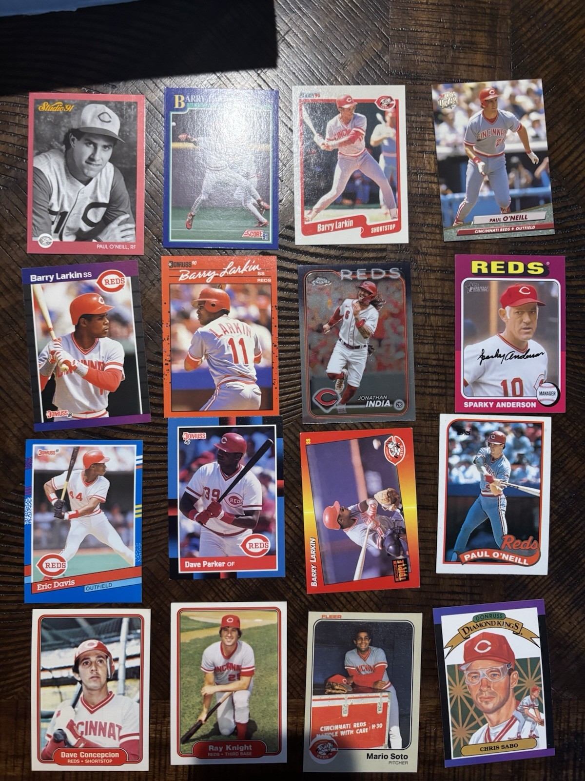 Lot Of 3200 Cincinnati Reds #3 Joey Votto, Tom Seaver, Barry Larkin Johnny Bench