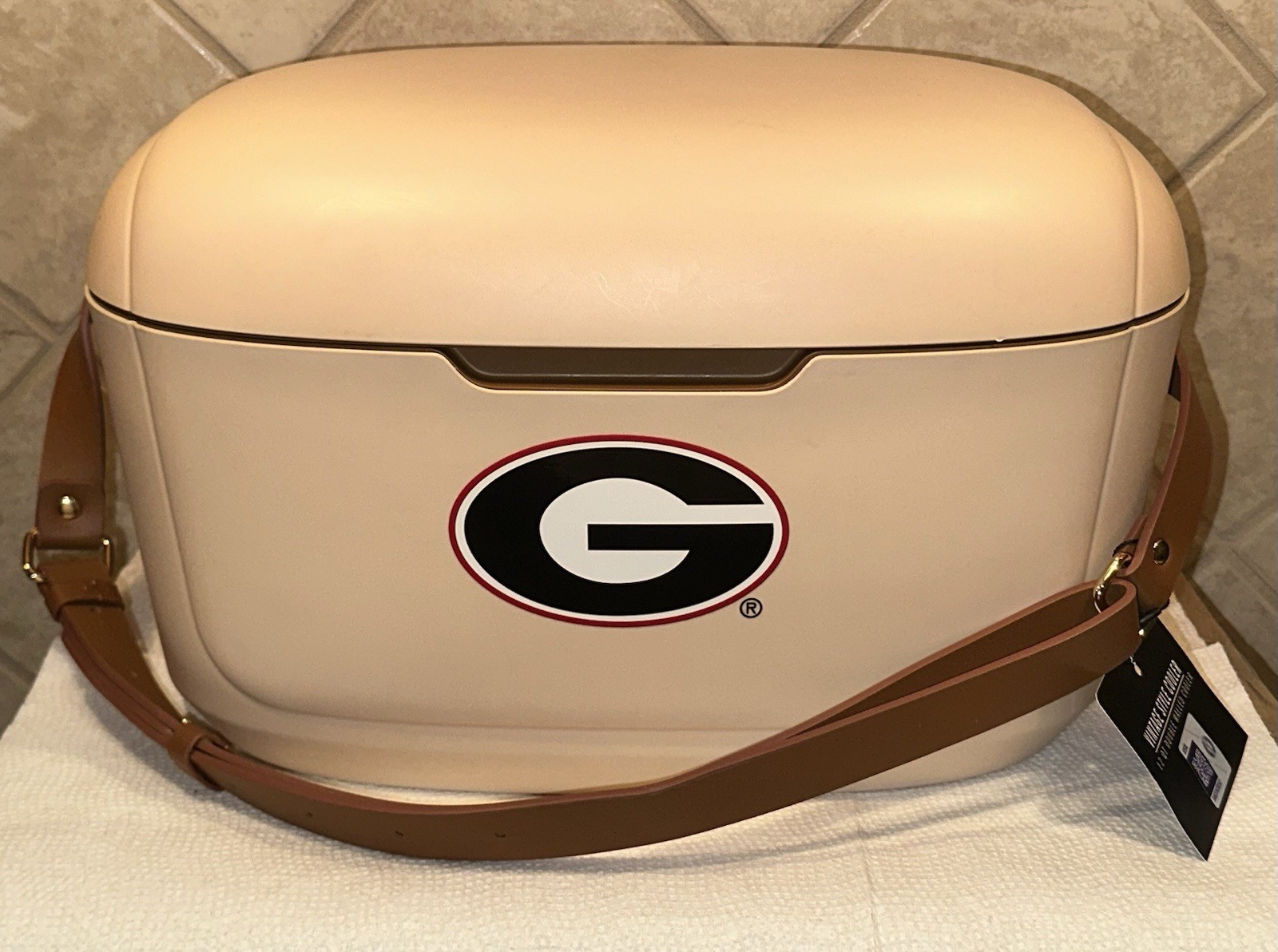 New The Memory Company Licensed NCAA Georgia Bulldogs 12 qt Vintage Style Cooler