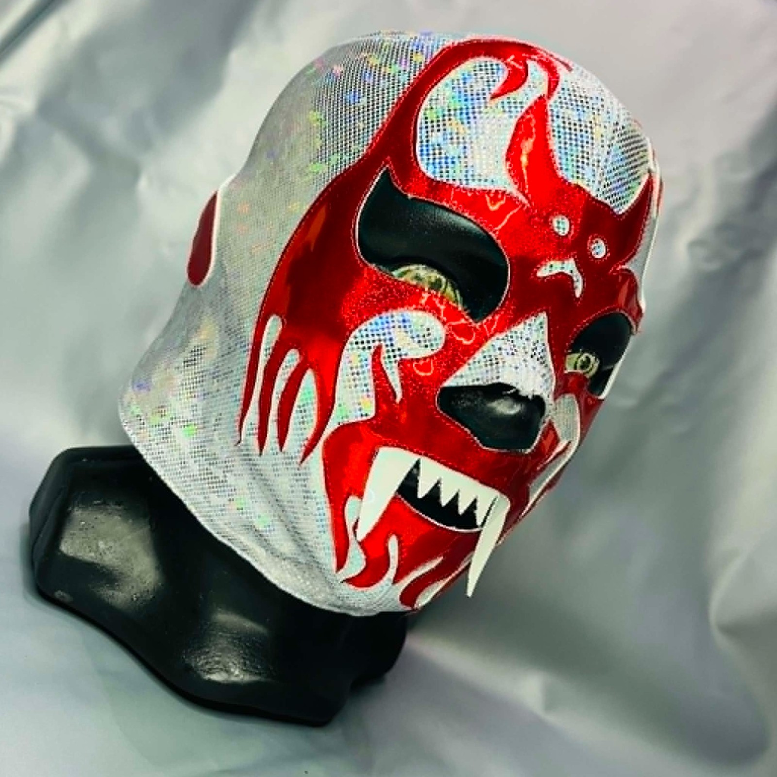 Mil Mascaras Murcielago Bat Semi Professional Luchador Wrestling Mask Silver Red