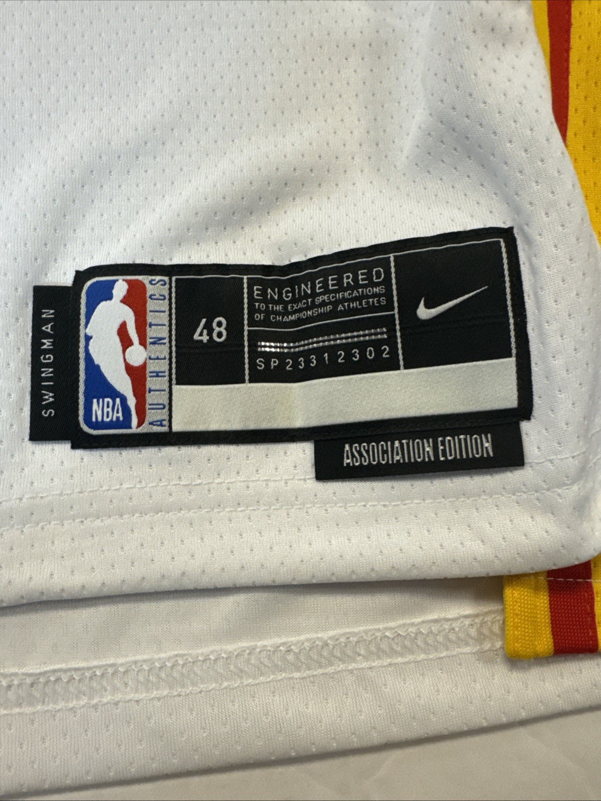 Trae Young Signed Atlanta Hawks Nike Swingman Jersey w/ tags Fanatics Cert