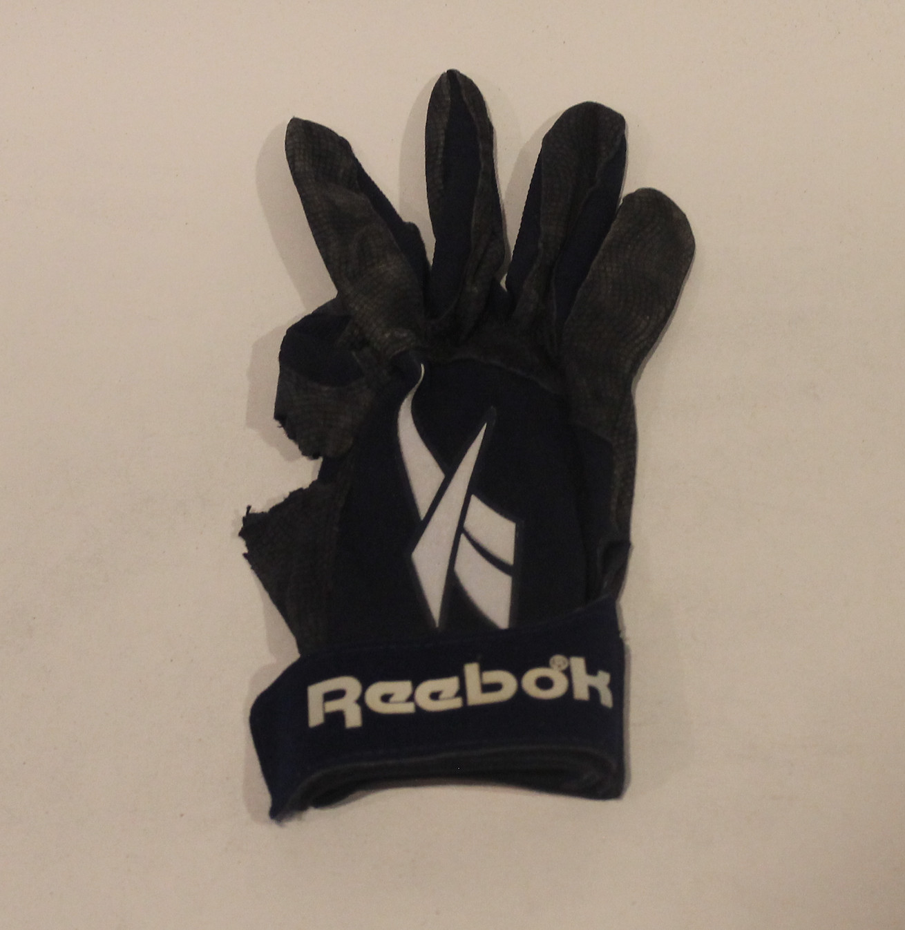 Unknown MLB Player Game Used Worn Batting Glove Vintage 1990s 5951