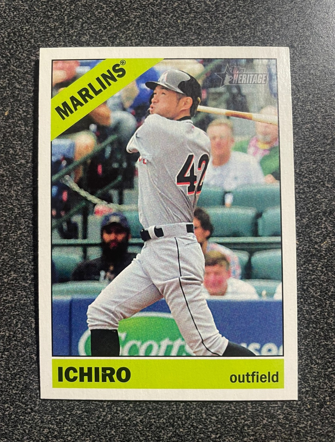 2015 Topps Heritage High Number Ichiro #706 Action Variation SP