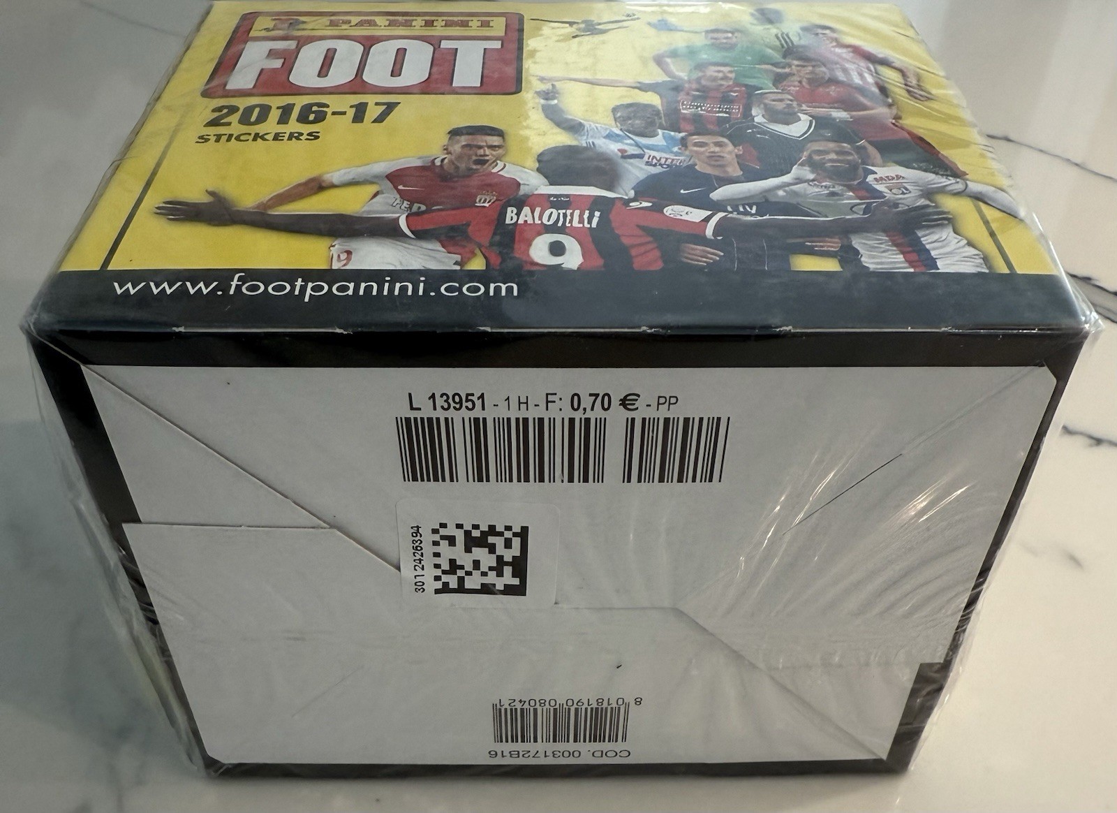 2016 Panini Foot 100 Pack, 500 Stickers Sealed, Mbappe Rookie year.