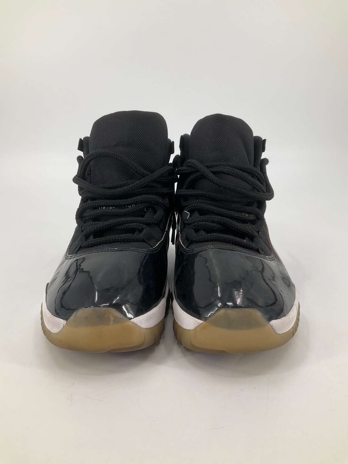 AIR JORDAN 11 RETRO “SPACE JAM” SNEAKERS SIZE: 10.5