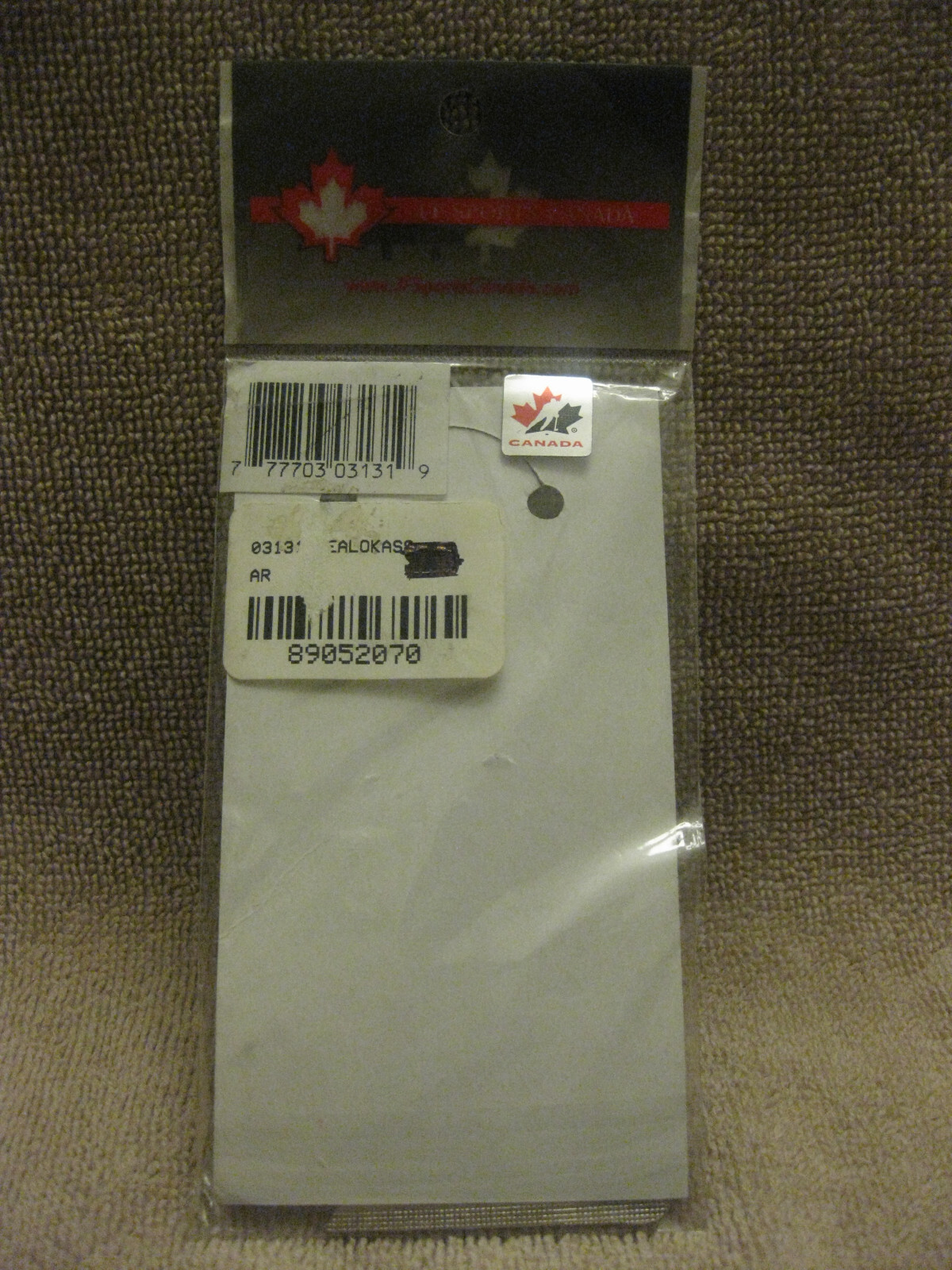 Team Canada keychain JF Sports Canada medium size sealed NEW