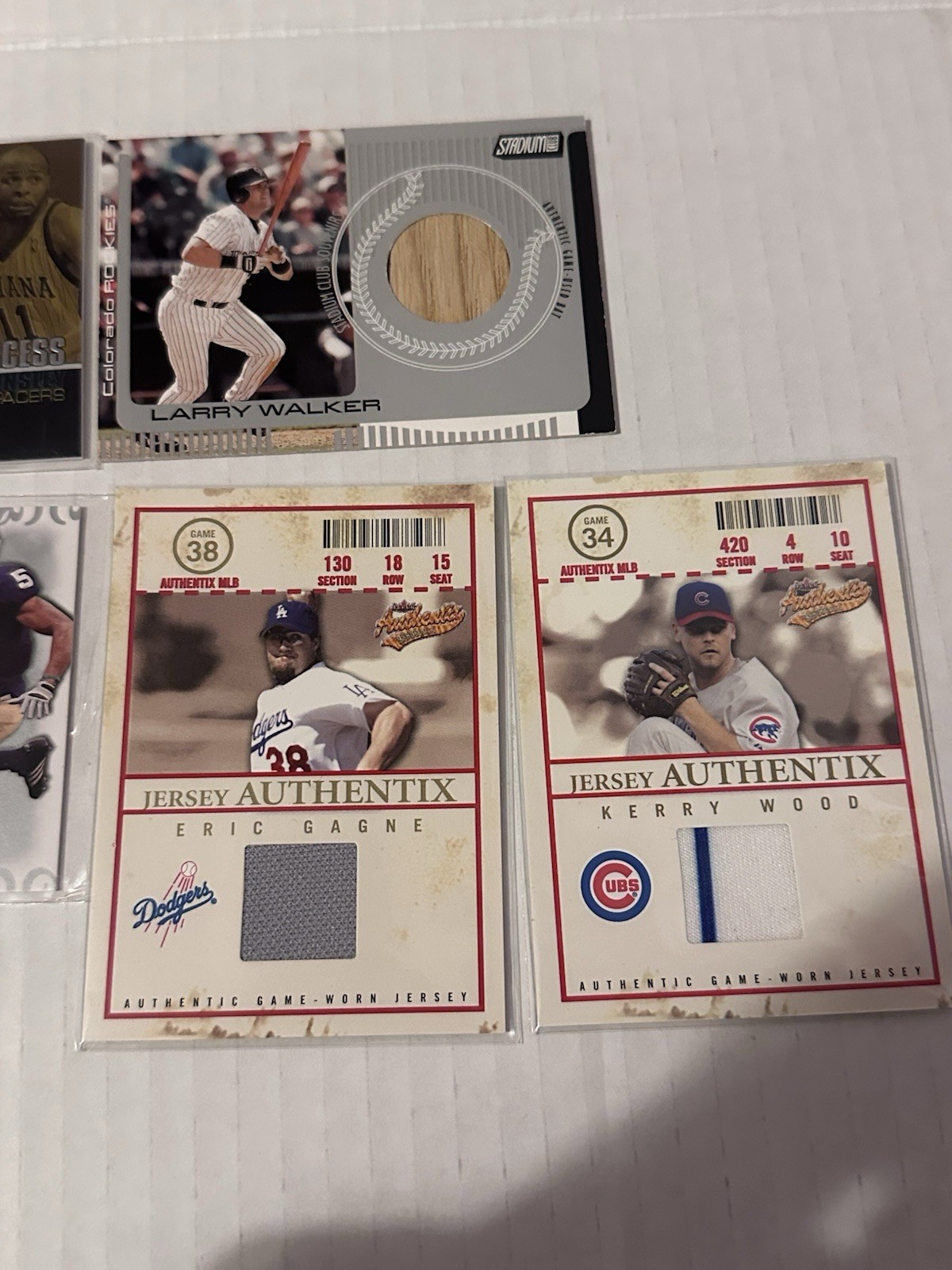43 Card Lot Of Autographs And Jersey/Patch Card Memorabilia Lot. 3 Sports