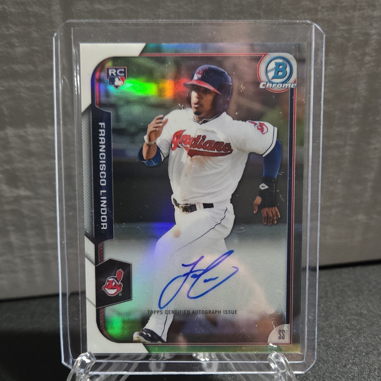 2015 Bowman Chrome FRANCISCO LINDOR Rookie Auto Refractor /499 – Indians