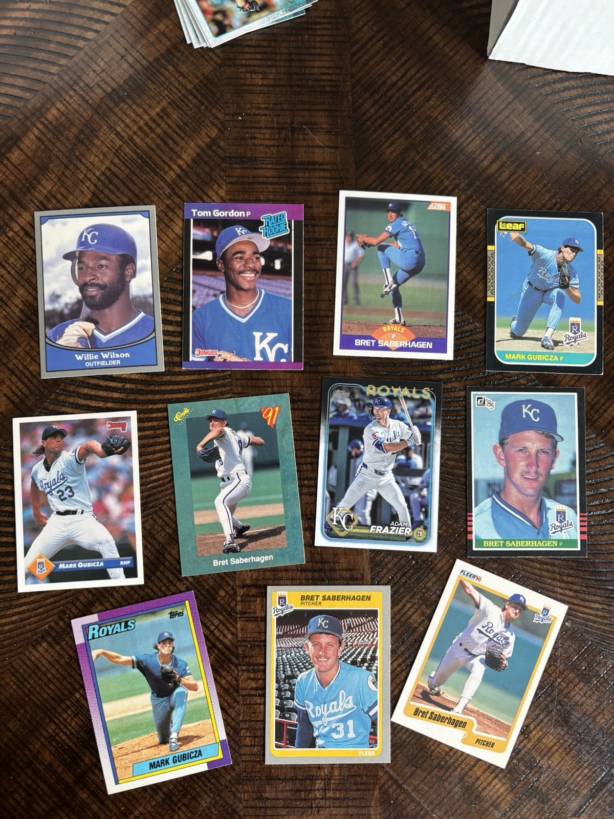 Lot Of 3200 Kansas City Royals Box 2 Bo Jackson 87’, Bret Saberhagen RC, Brett