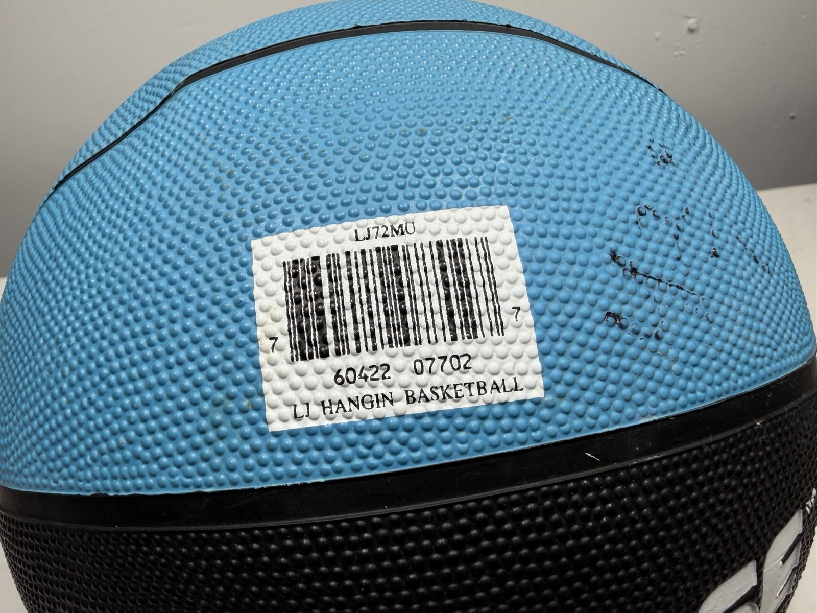 Larry Johnson Vintage Retro Basketball Converse Power Forward NBA Memorabilia