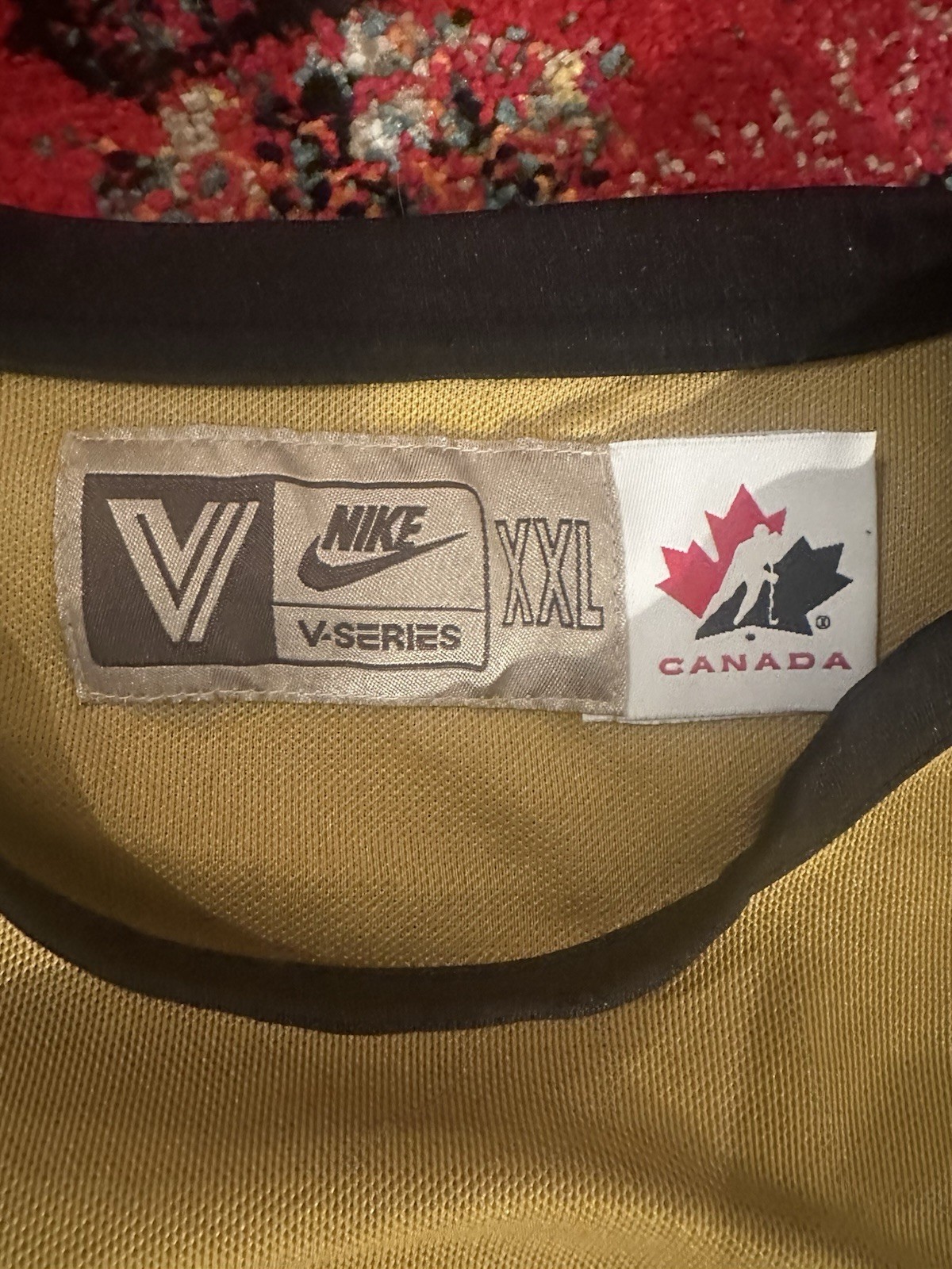 Nike Winnipeg Falcons Hockey Jersey XXL Gold Black Red Team Canada (Vintage)