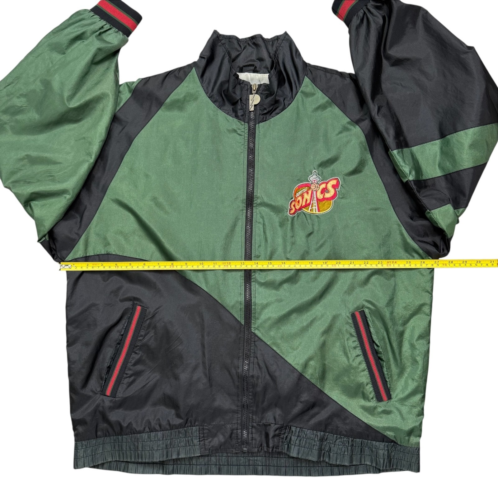 VTG 90s NBA SEATTLE SUPERSONICS PRO PLAYER WINDBREAKER JACKET SIZE L