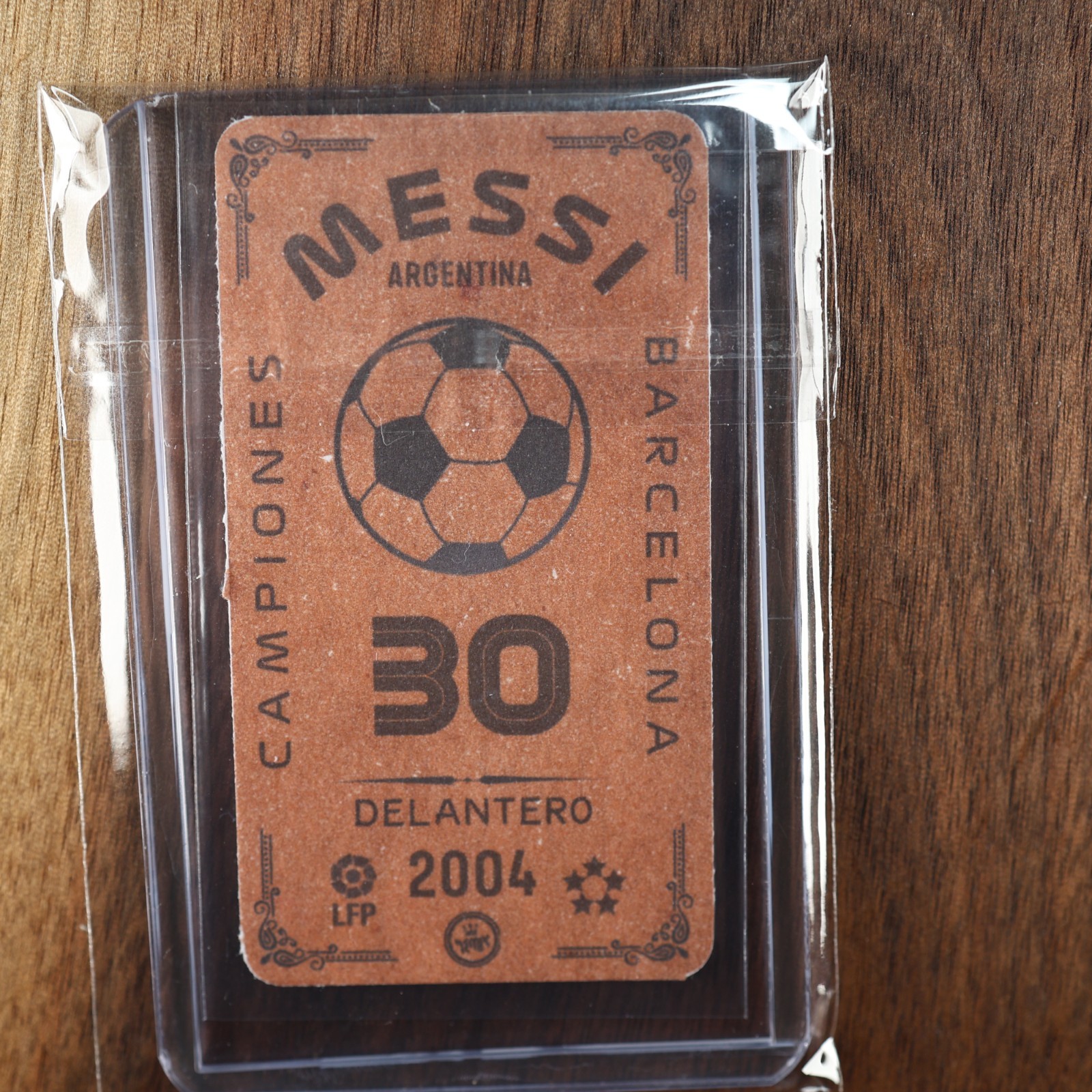 2004 Lionel Messi #30 LFP Italian Promo Mini Card Campiones Barcelona