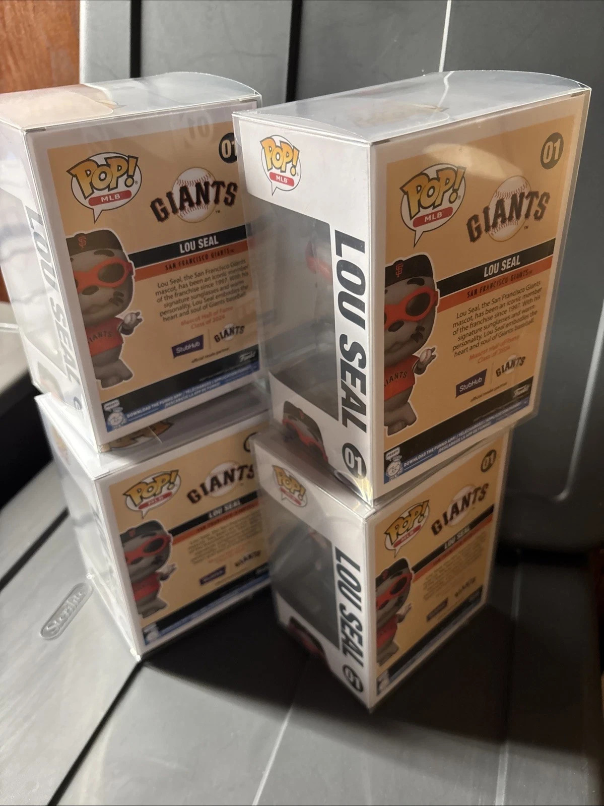 1 SGA SF Giants 7/27/25 Lou Seal Funko Pop W/protective case cover New Ex-Cond