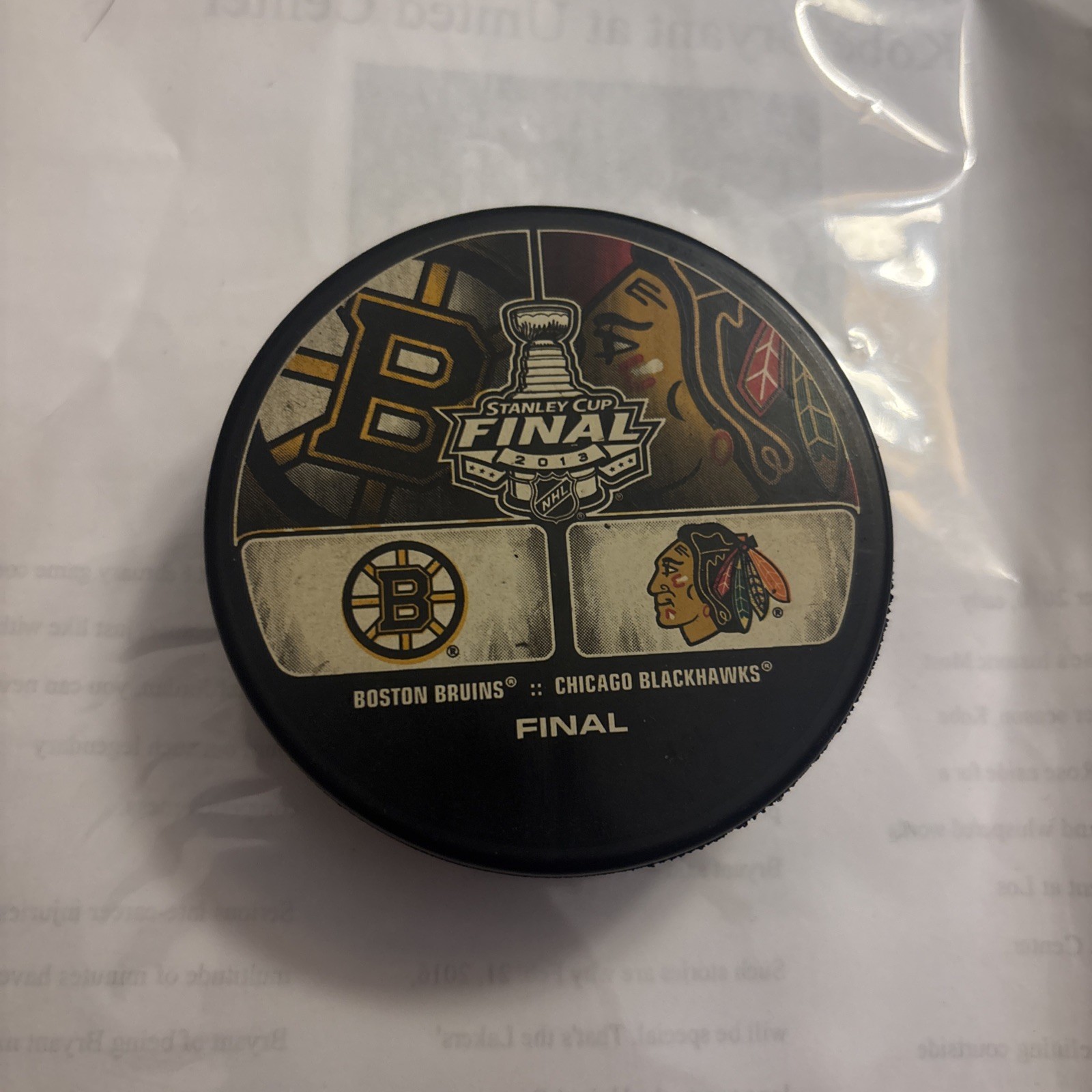 2013 Stanley Cup Finals Boaton Bruins Chicago Blackhawks Official Souvenir Puck