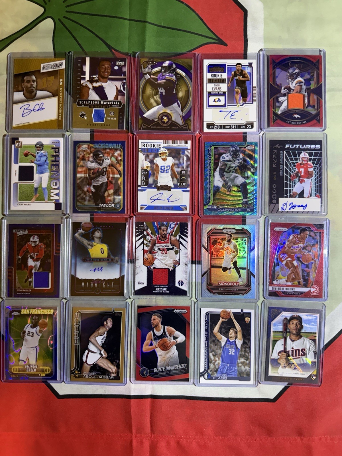 230+ Card Lot In Top Loaders – Over 100 Rookies – Check all Photos MLB NBA NFL