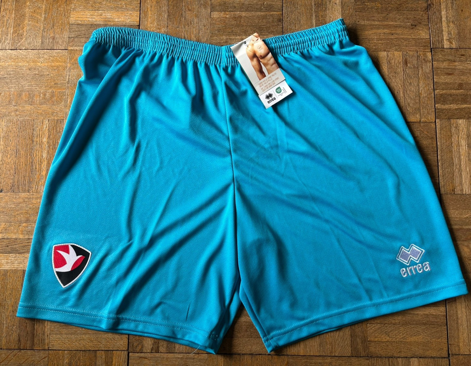 Cheltenham Town 2024/26 Blue Goalkeeper Shorts Errea Size XL New with Tags