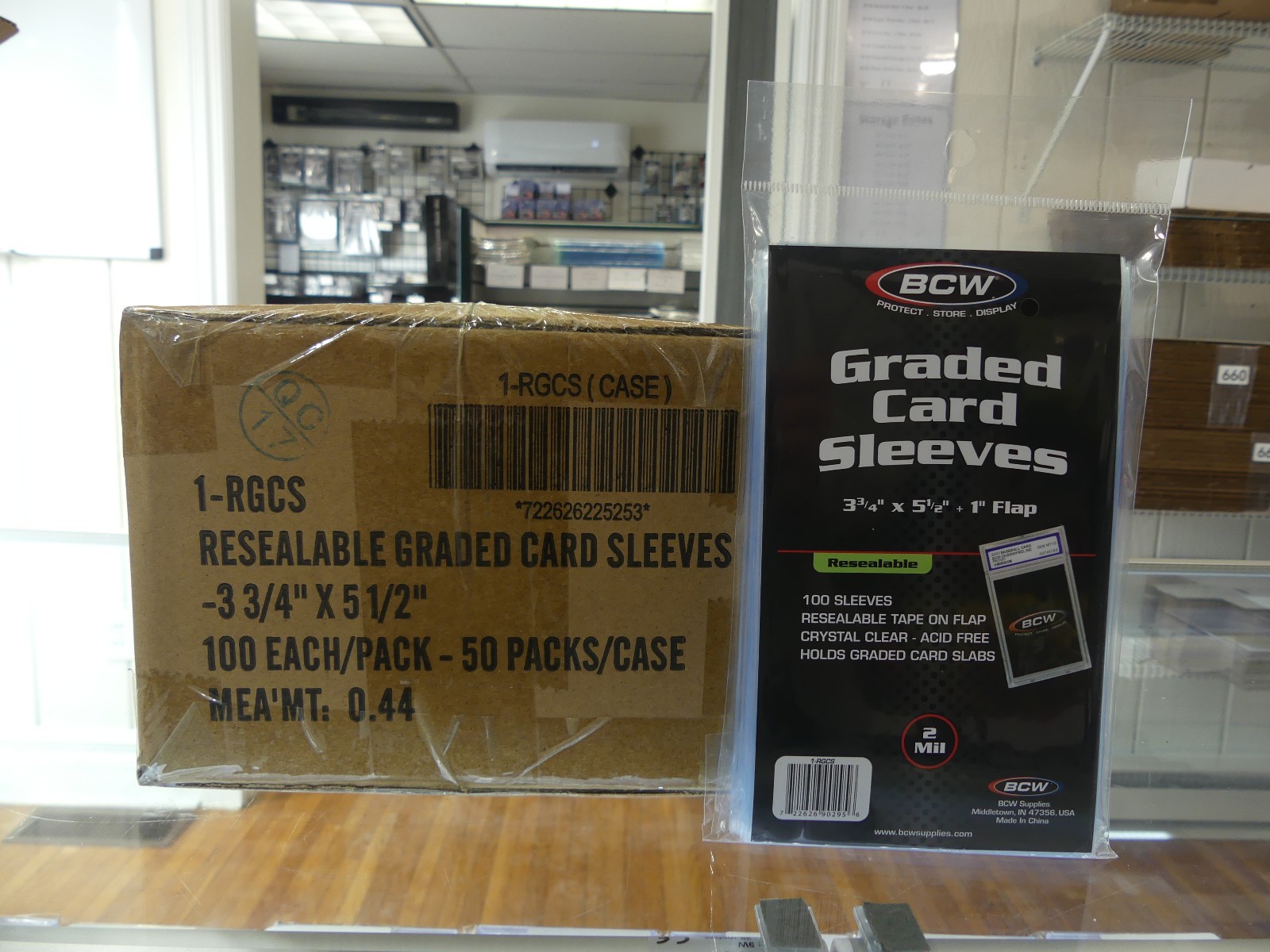 Case of 5,000 BCW 1RGCS Resealable Graded Card Sleeves – 50 Packs