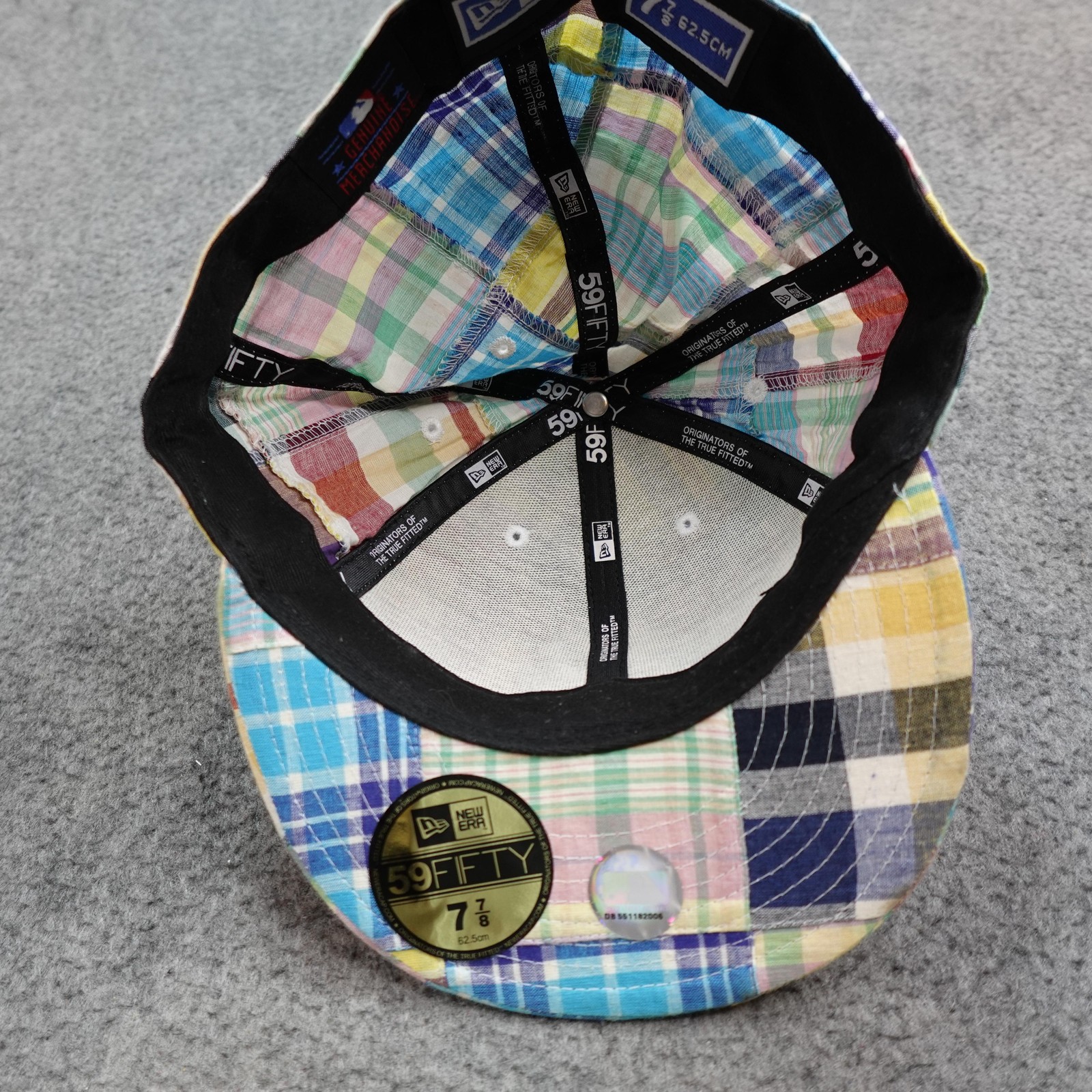 New York Yankees Hat Cap Fitted Size 7 7/8 MLB New Era 59FIFTY Patchwork Plaid