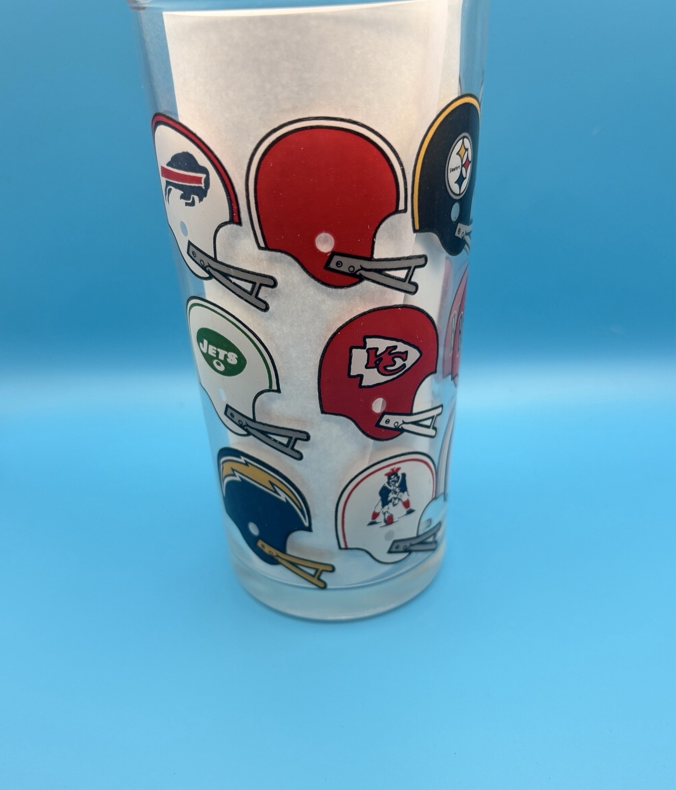 Vintage 1970-1994 NFL National and American Team Helmet Logos Glasses Set Of 2