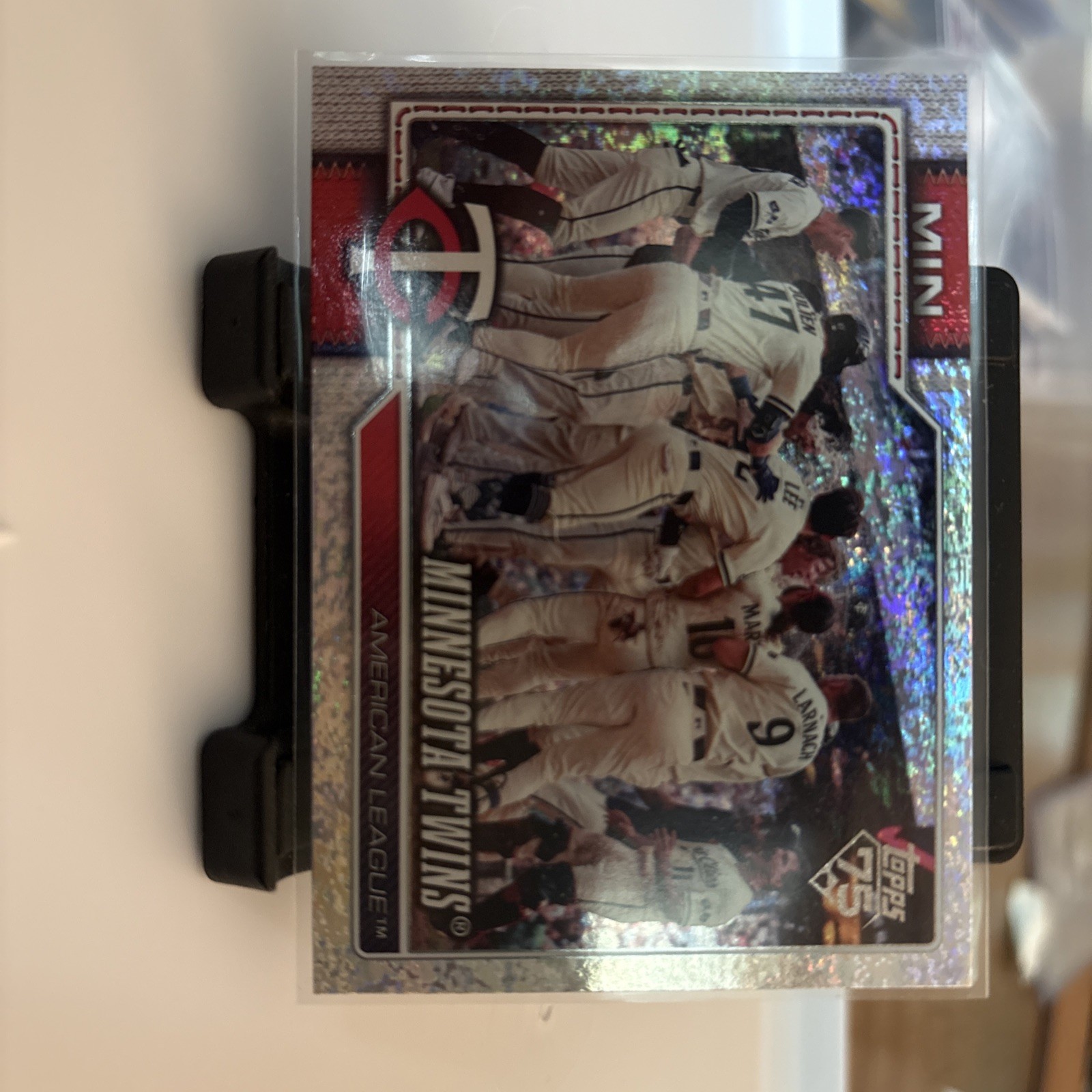 2026 Topps Series 2 Minnesota Twins Sandglitter Team Card #491