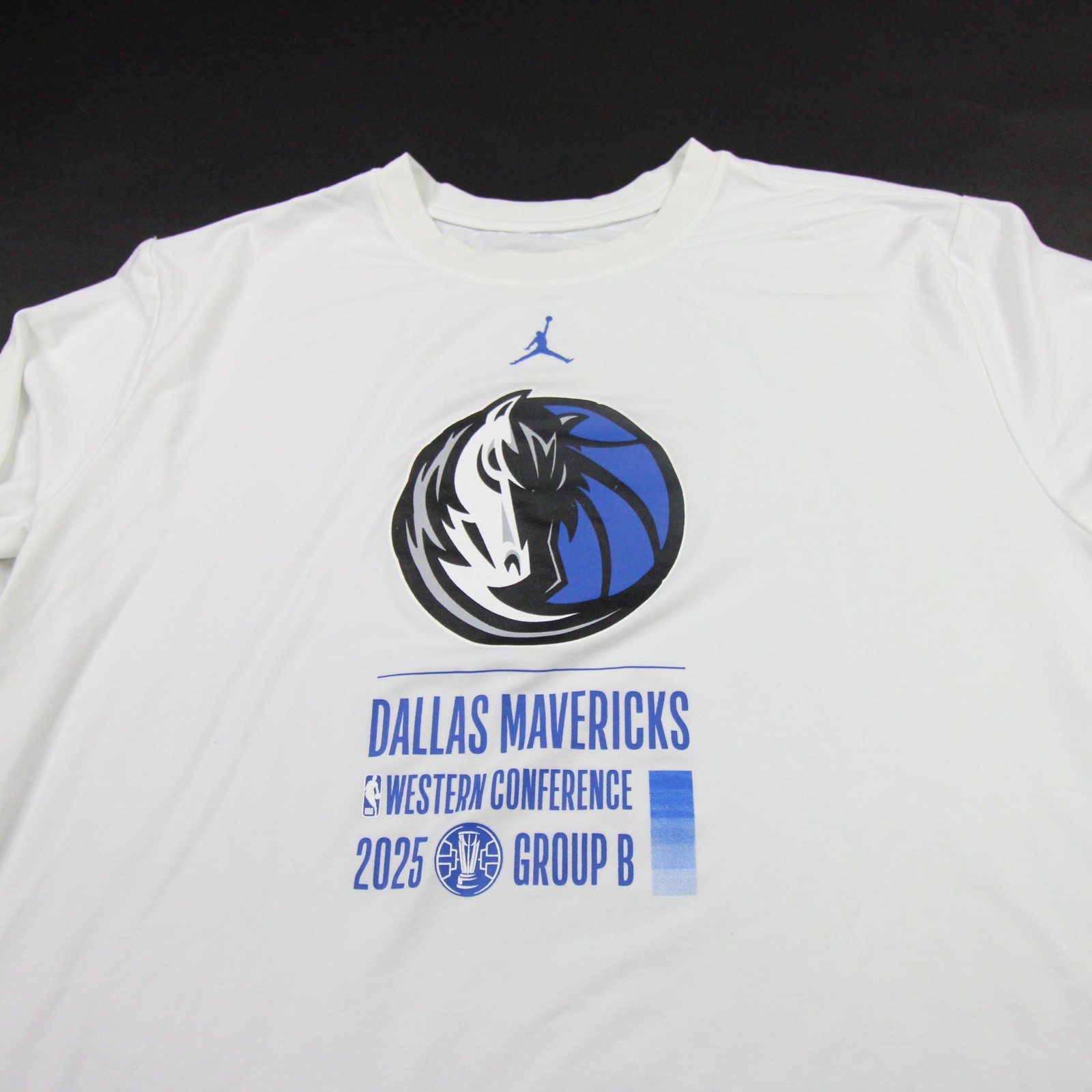Dallas Mavericks Nike NBA Authentics Long Sleeve Shirt Men’s Multiple Sizes