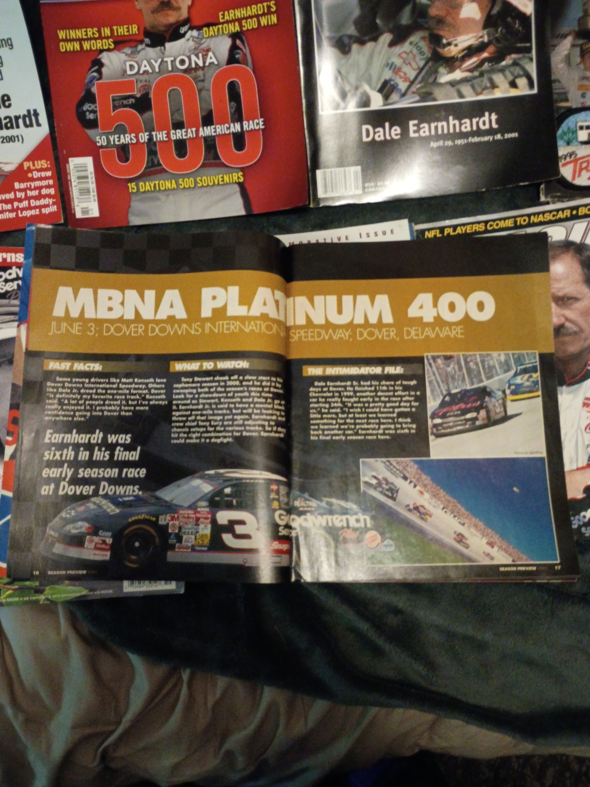 DALE EARNHARDT “THE INTIMIDATOR” MAGAZINE LOT. 10 TOTAL. THE RACING LEGEND