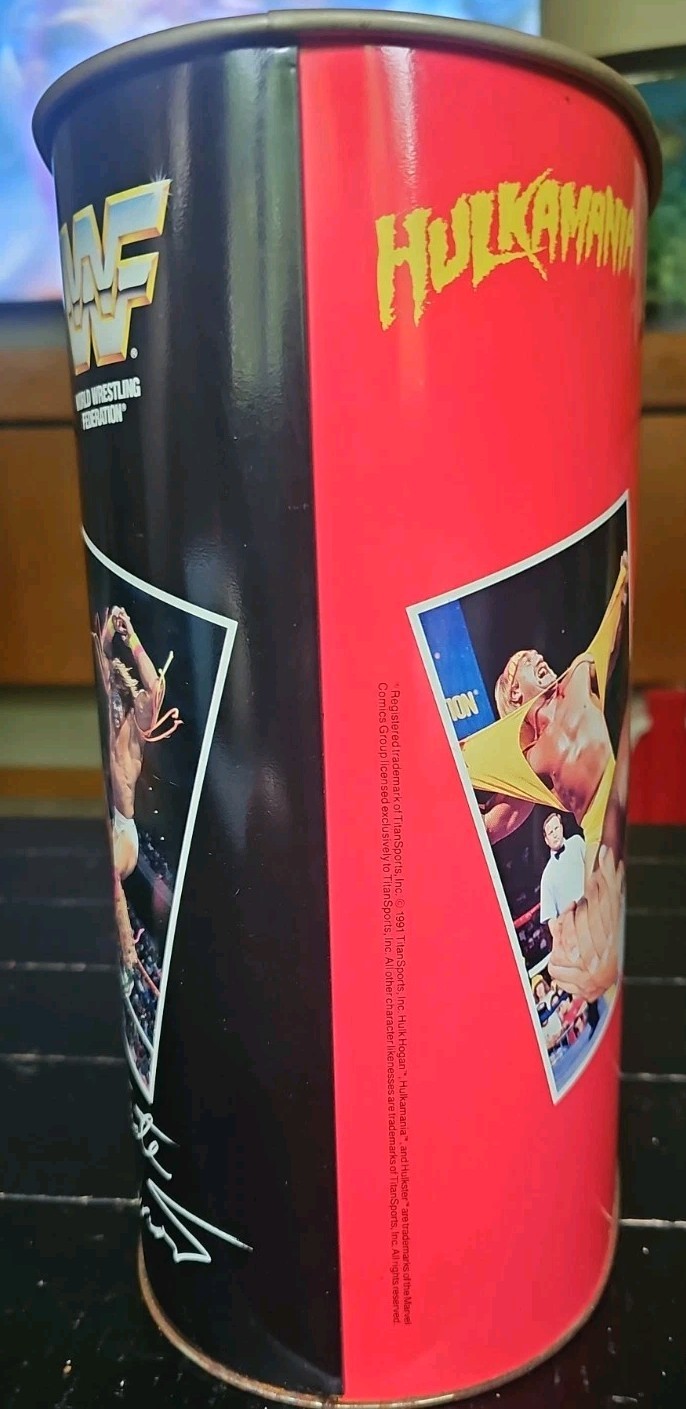 Vintage WWF 1991 Hulk Hogan Ultimate Warrior Trash Can Metal Titan Sports 13”