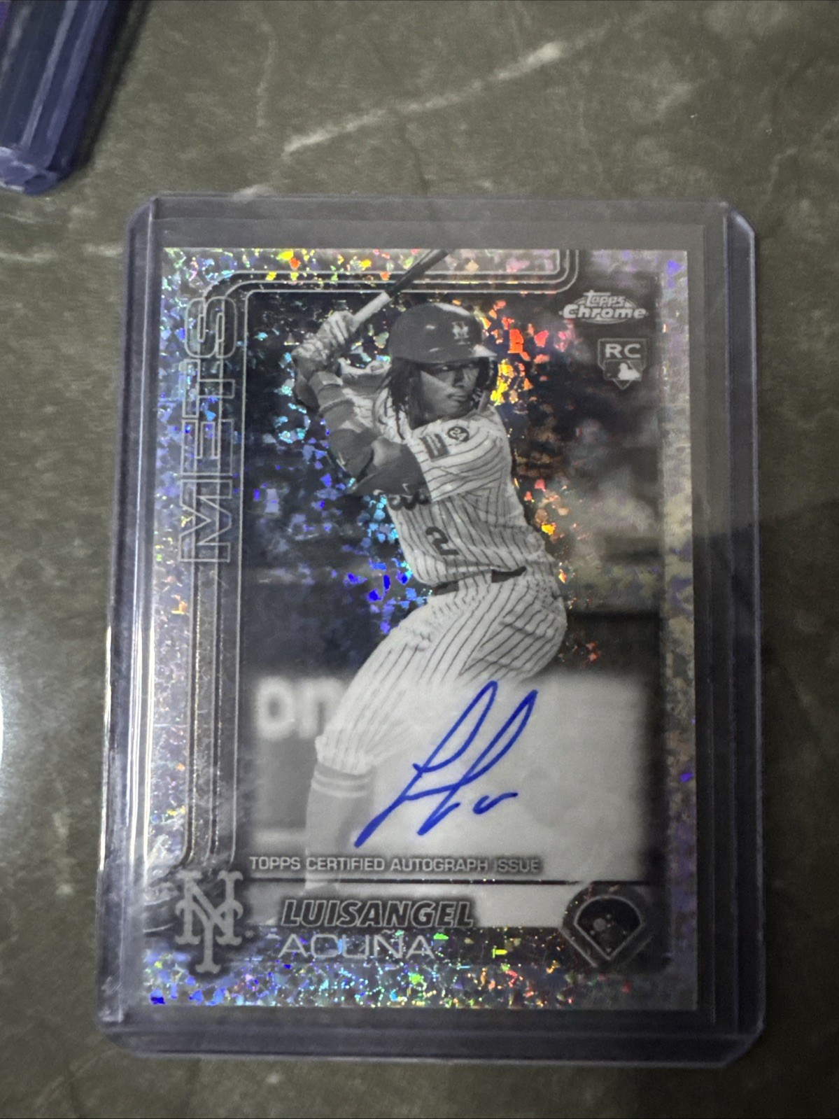 2025 Topps Chrome – Rookie Autographs Luisangel Acuna #RA-LA Black & White…