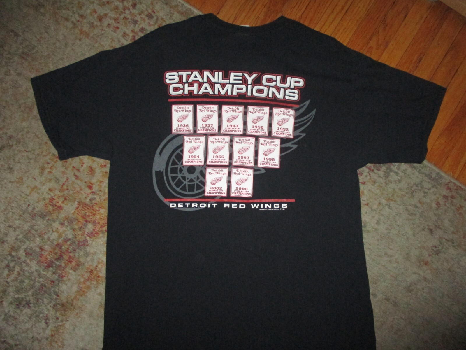 DETROIT RED WINGS 2009 STANLEY CUP FINALS T SHIRT Flags 11 Time Champions LARGE