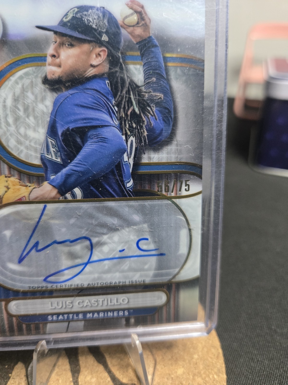 2024 Topps Tribute – Tribute Autographs Luis Castillo #TA-LC Gold /75 (AU)