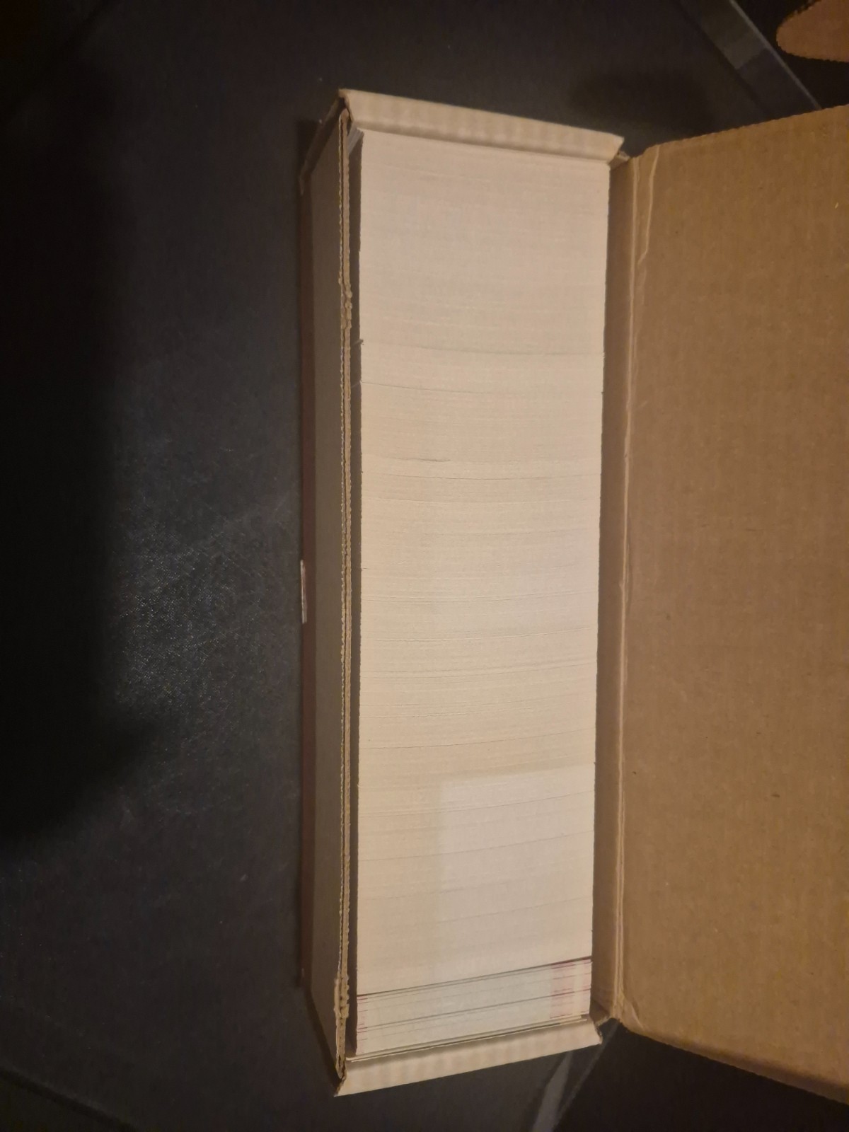 FLEER BASEBALL CARDS & LOGO STICKERS 1990-mint COMPLETE BOX 500 PCS