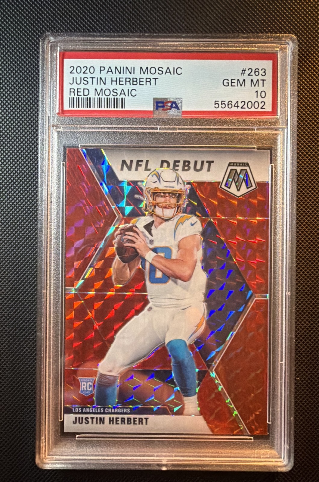 2020 Panini Mosaic – NFL Debut Justin Herbert #263 Red Mosaic Prizm (RC)
