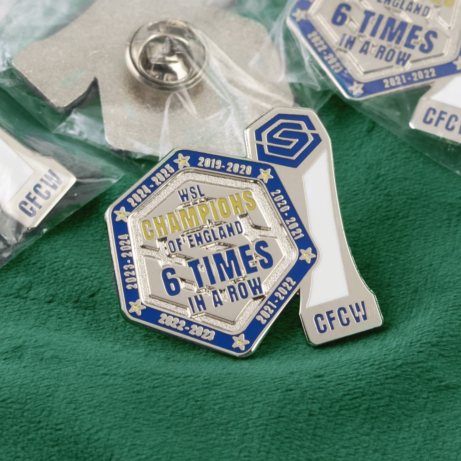 Chelsea FC Women ‘WSL CHAMPIONS 6 TIMES IN A ROW’ Pin Badge