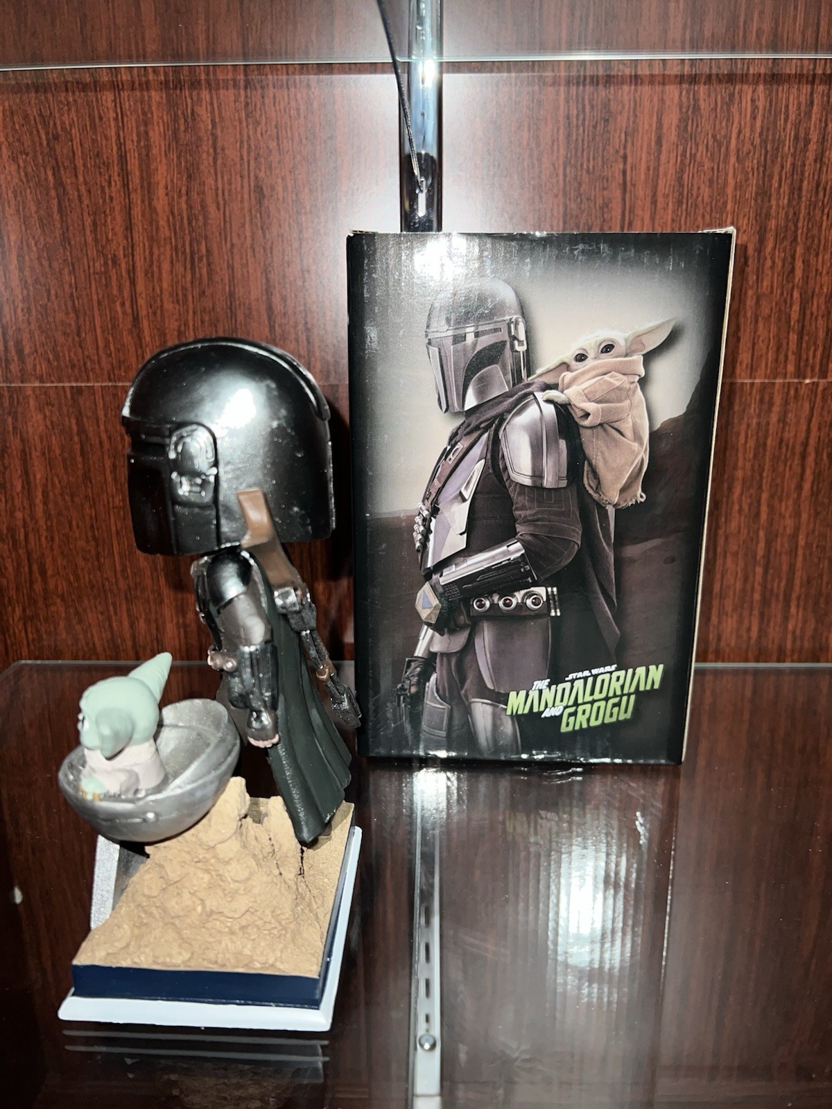 Atlanta Braves Stars Wars Mandalorian & Grogu Matt Olson Bobblehead