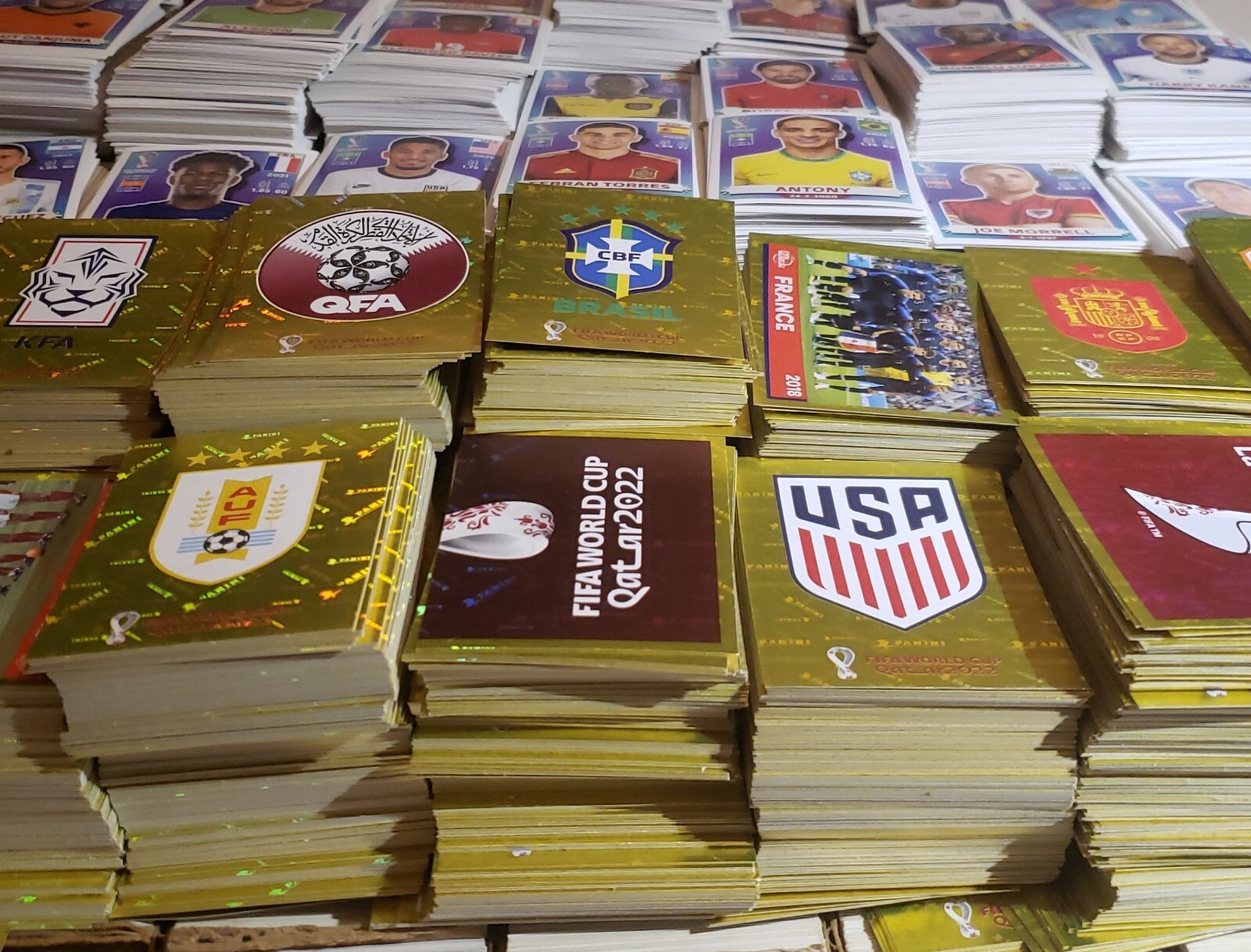 *COMPLETE YOUR ALBUM* Panini World Cup 2022 QATAR Regular Stickers 10 x $4.50